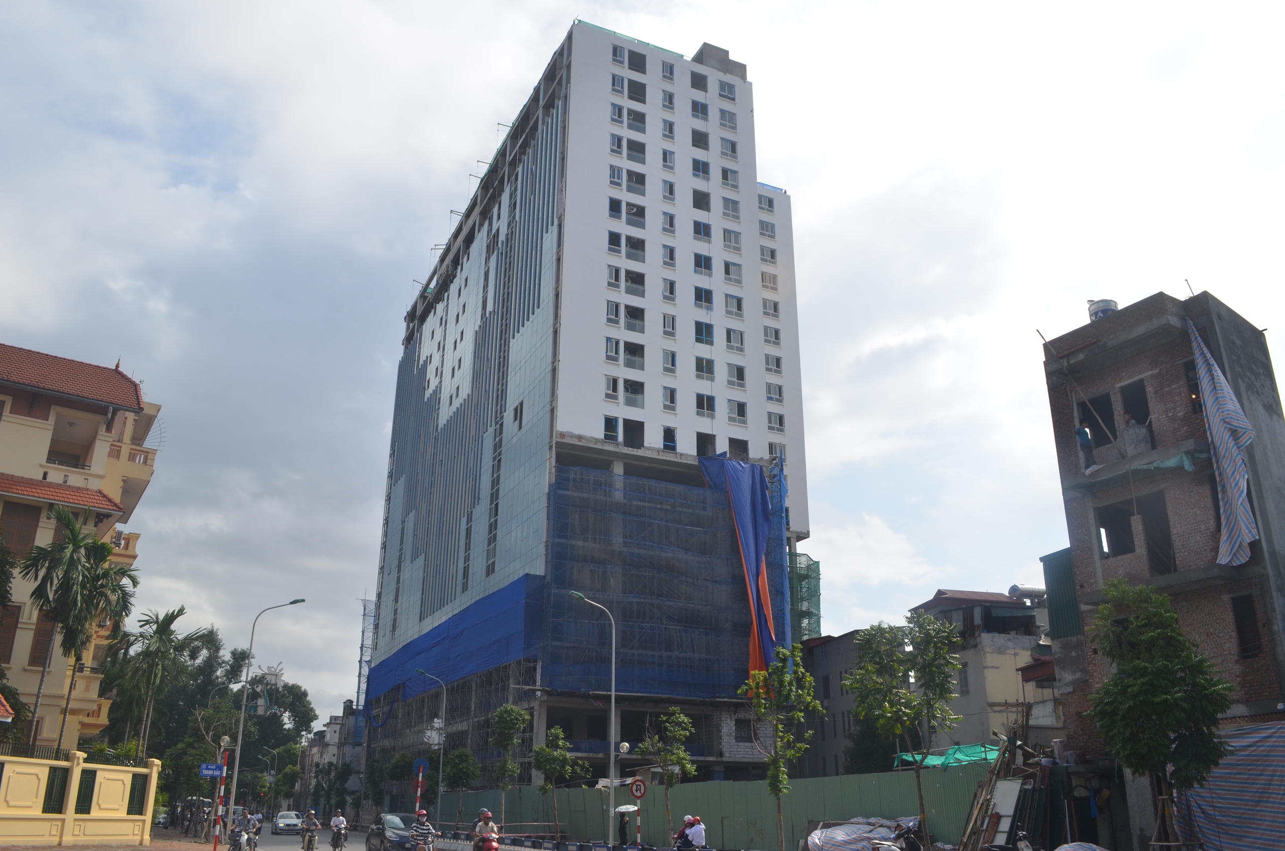 Bỏ giấy phép xây dựng: Góc nhìn từ thực tiễn và chính sách- Ảnh 1. Bỏ giấy phép xây dựng: Góc nhìn từ thực tiễn và chính sách- Ảnh 1.