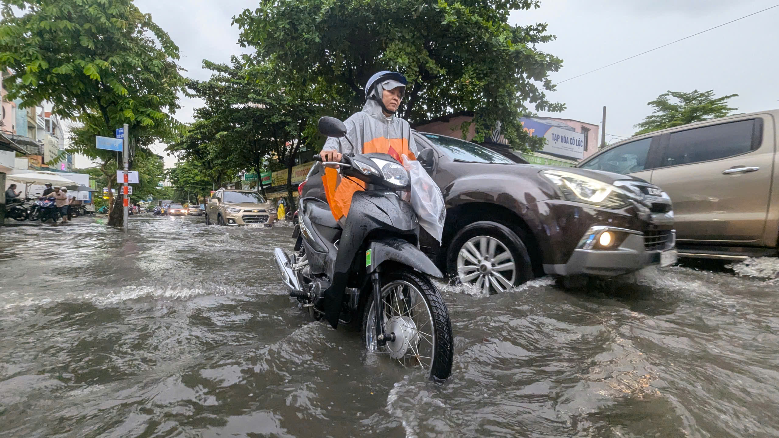 TP.HCM lên kế hoạch xử lý 50 điểm ngập, Mã Lò sắp khởi công sửa chữa- Ảnh 1.