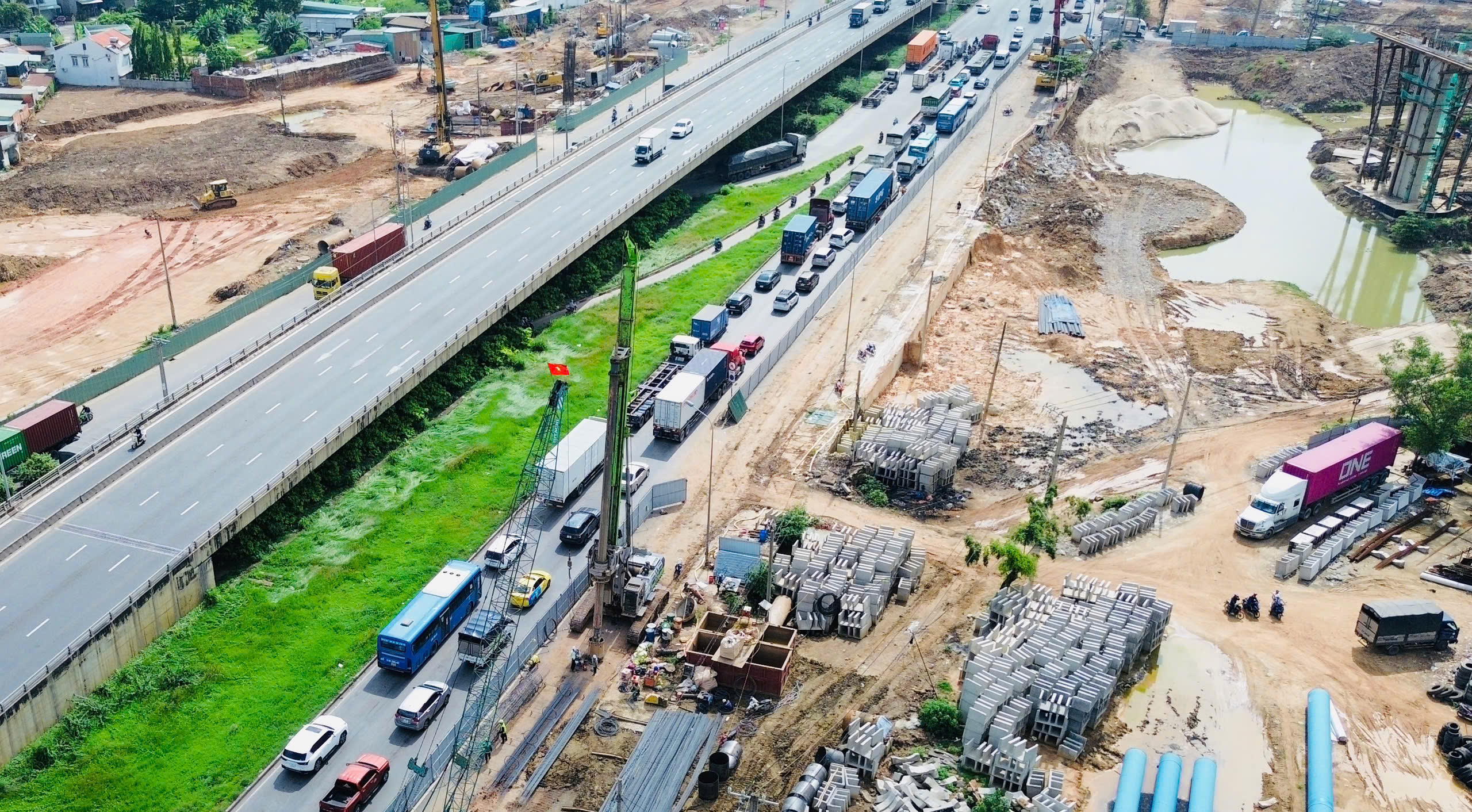 Vành đai 3 TP.HCM nhánh Đông chạy nước rút để kịp về đích cuối năm 2025- Ảnh 13. Vành đai 3 TP.HCM nhánh Đông chạy nước rút để kịp về đích cuối năm 2025- Ảnh 13.