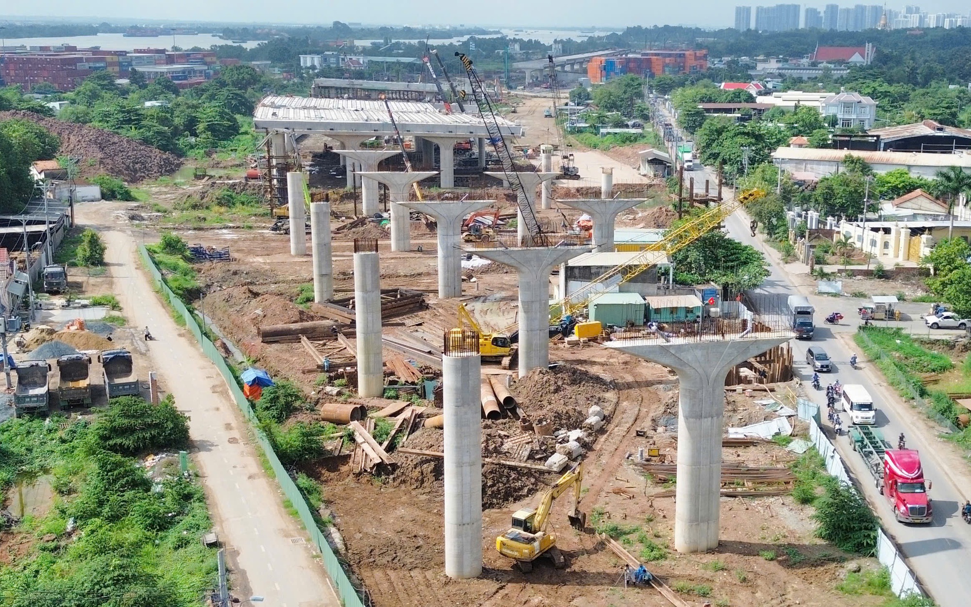 Vành đai 3 TP.HCM nhánh Đông chạy nước rút để kịp về đích cuối năm 2025- Ảnh 14. Lãnh đạo TP.HCM chỉ rõ điểm nghẽn, yêu cầu tăng tốc dự án Vành đai 3