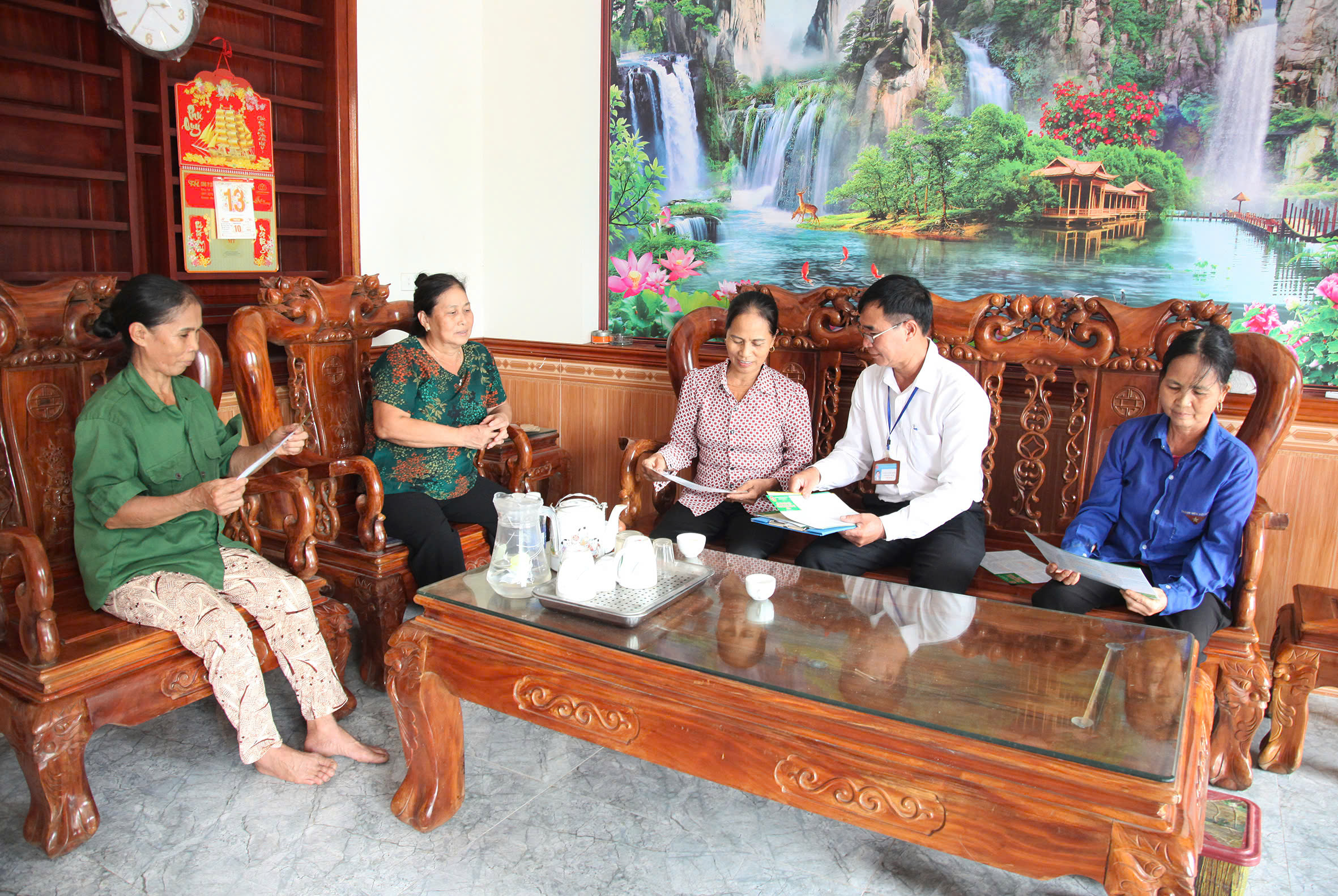 Huyện Tam Dương (Vĩnh Ph&uacute;c): Chuyển biến t&iacute;ch cực trong c&ocirc;ng t&aacute;c chuyển đổi số- Ảnh 2.