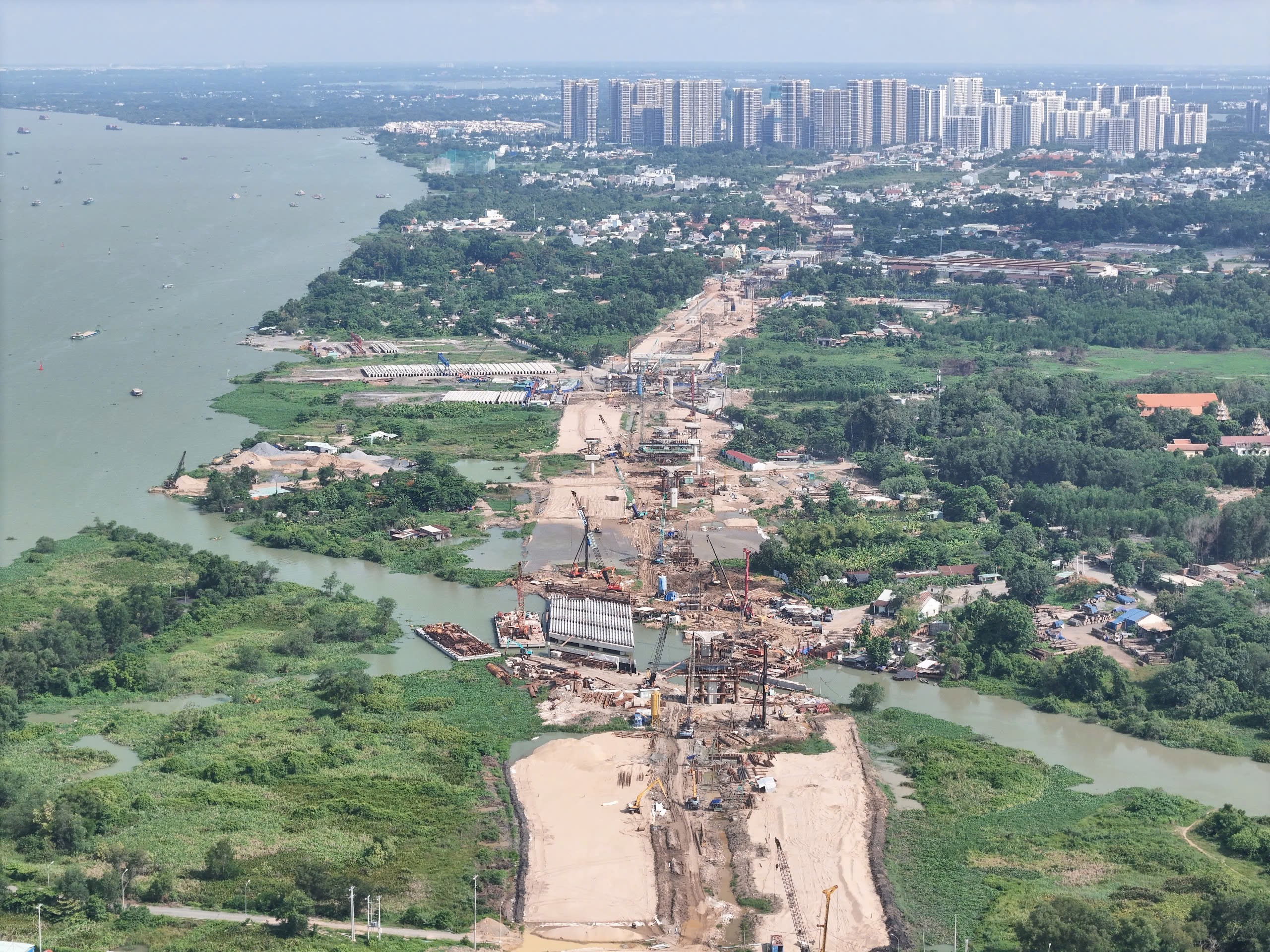 Vành đai 3 TP.HCM nhánh Đông chạy nước rút để kịp về đích cuối năm 2025- Ảnh 4. Vành đai 3 TP.HCM nhánh Đông chạy nước rút để kịp về đích cuối năm 2025- Ảnh 4.