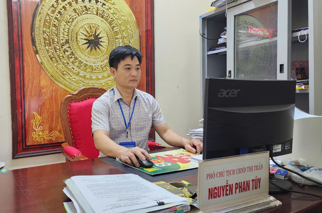 Vĩnh Ph&uacute;c: Thị trấn B&aacute; Hiến xử l&yacute; nghi&ecirc;m vi phạm đất đai, c&ocirc;ng tr&igrave;nh x&acirc;y dựng tr&aacute;i ph&eacute;p- Ảnh 3.