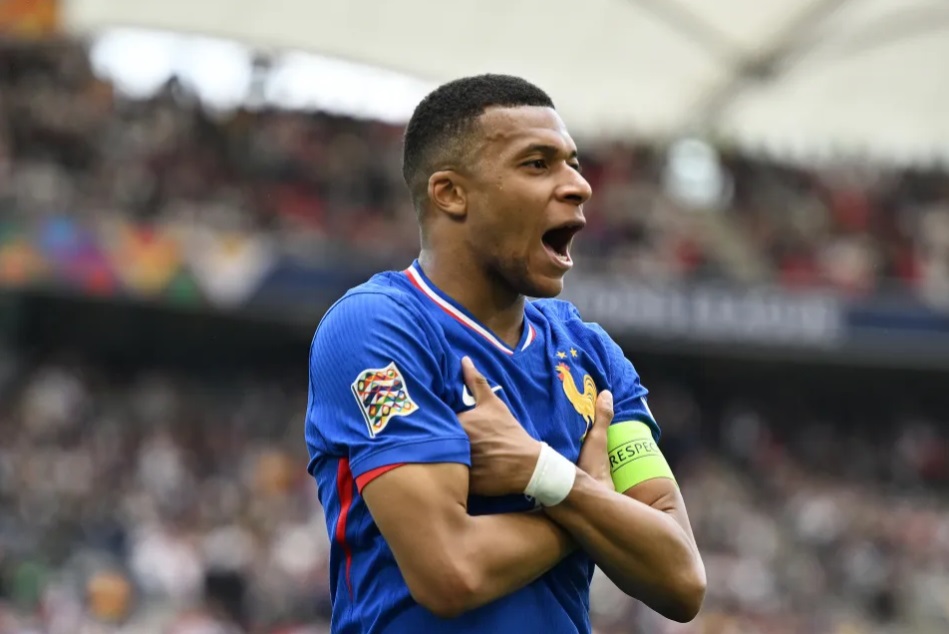 Mbappe tỏa sáng, Pháp đánh bại Đức giành hạng ba Nations League 2025- Ảnh 2. Mbappe tỏa sáng, Pháp đánh bại Đức giành hạng ba Nations League 2025- Ảnh 2.
