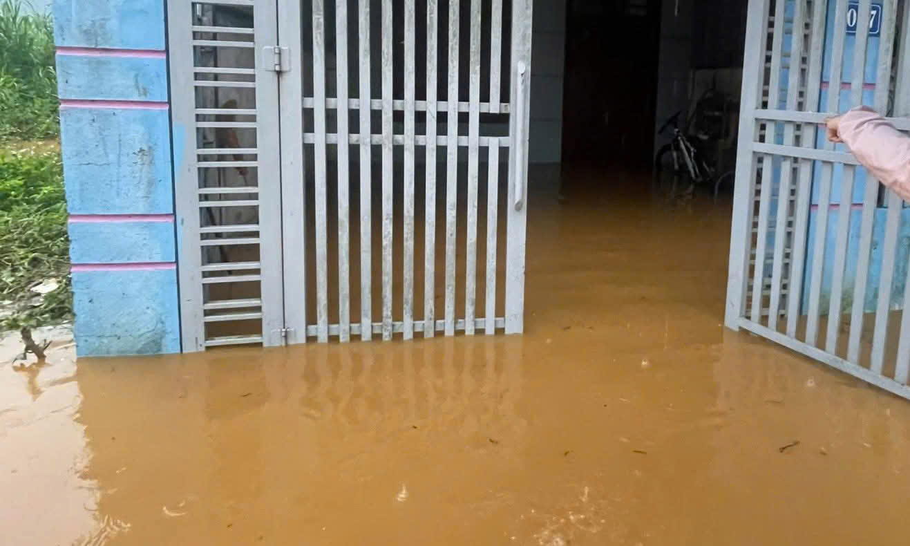 Người d&acirc;n v&ugrave;ng bị c&ocirc; lập do mưa lũ ở Lai Ch&acirc;u hiện ra sao?- Ảnh 14.