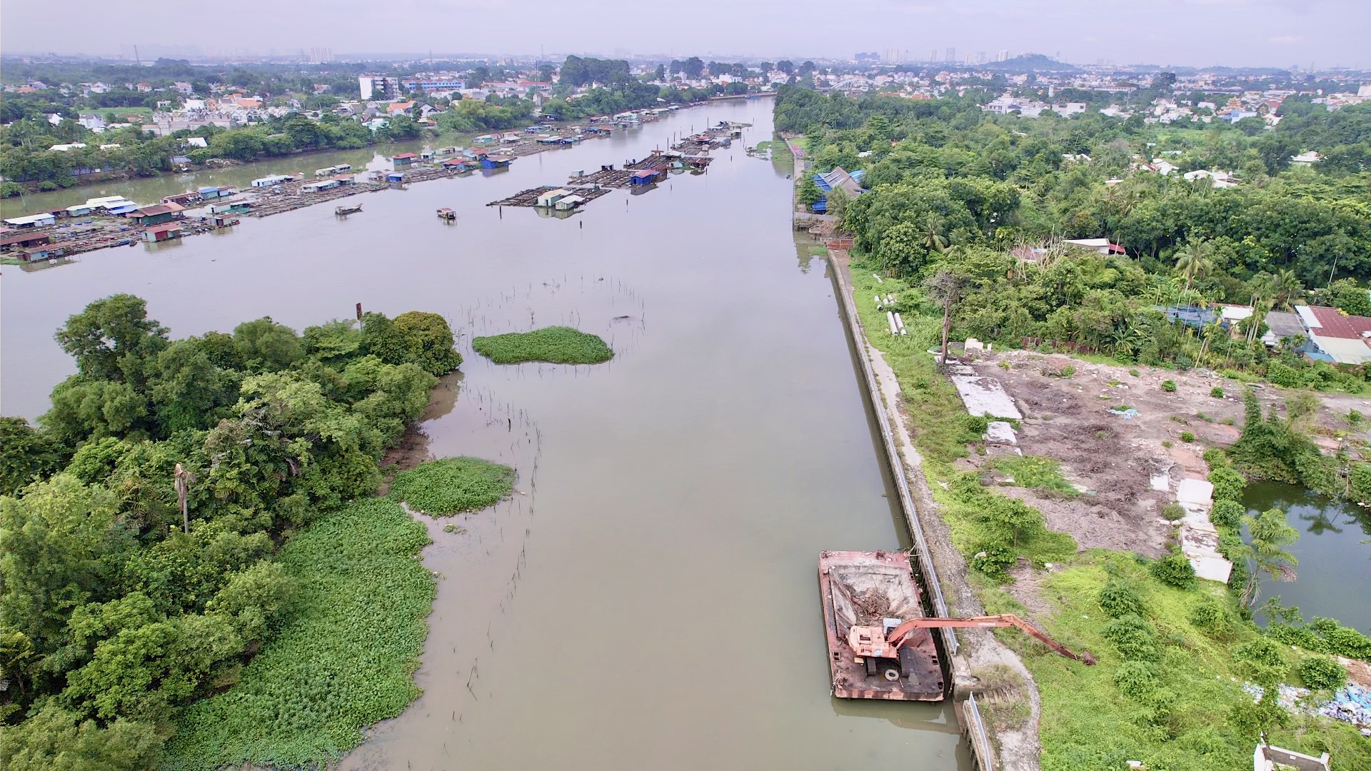 Dự án đường ven sông Cái ngổn ngang vì vướng mặt bằng- Ảnh 7. Dự án đường ven sông Cái ngổn ngang vì vướng mặt bằng- Ảnh 7.