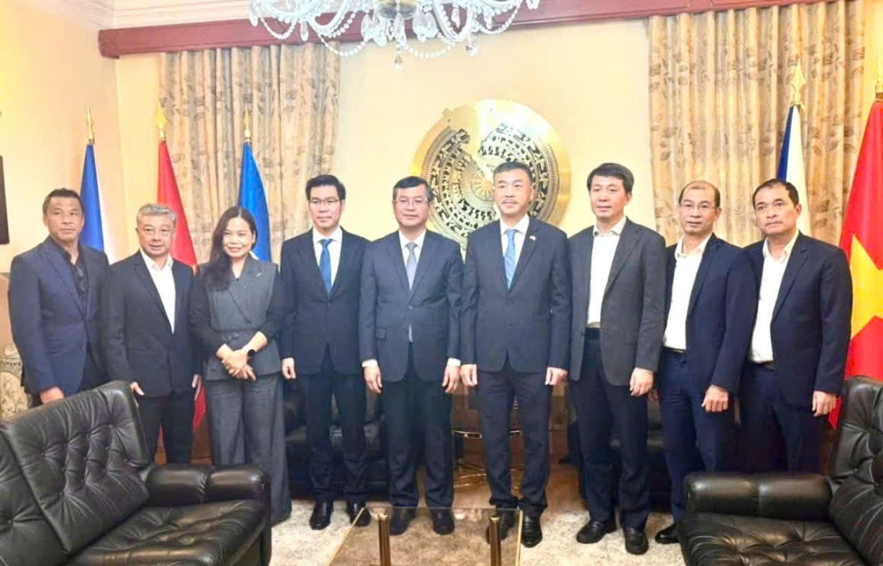 Học viện H&agrave;ng kh&ocirc;ng Việt Nam th&uacute;c đẩy hợp t&aacute;c gi&aacute;o dục với Cộng ho&agrave; S&eacute;c- Ảnh 3.