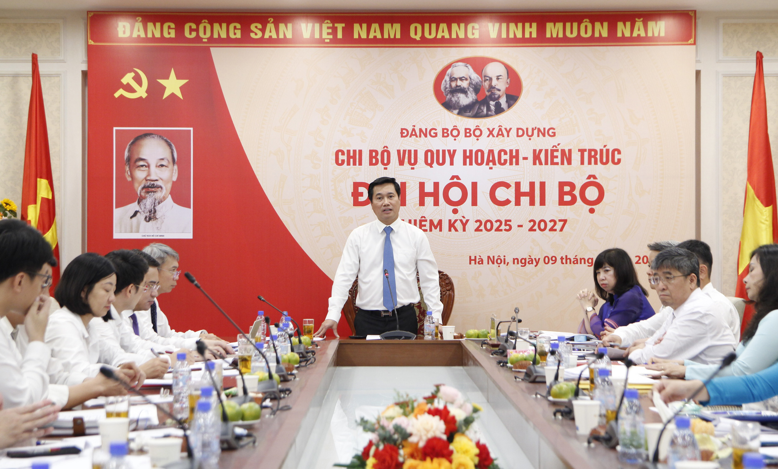 Th&uacute; trưởng Bộ X&acirc;y dựng Nguyễn Tường Văn ph&aacute;t biểu chỉ đạo tại Đại hội.