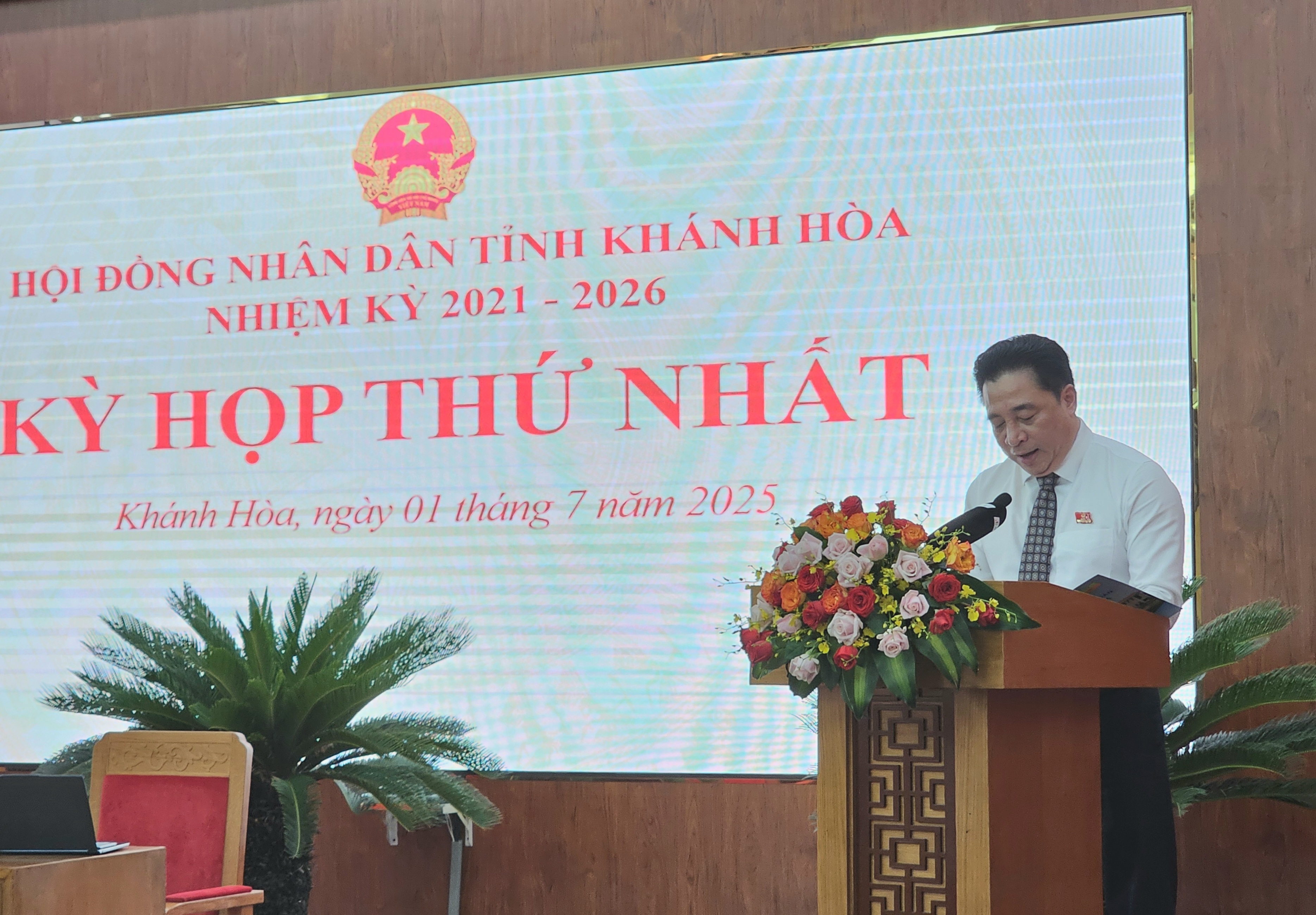 HĐND tỉnh Khánh Hòa thông qua 18 nghị quyết kỳ họp đầu tiên sau sáp nhập- Ảnh 2. HĐND tỉnh Khánh Hòa thông qua 18 nghị quyết kỳ họp đầu tiên sau sáp nhập- Ảnh 2.