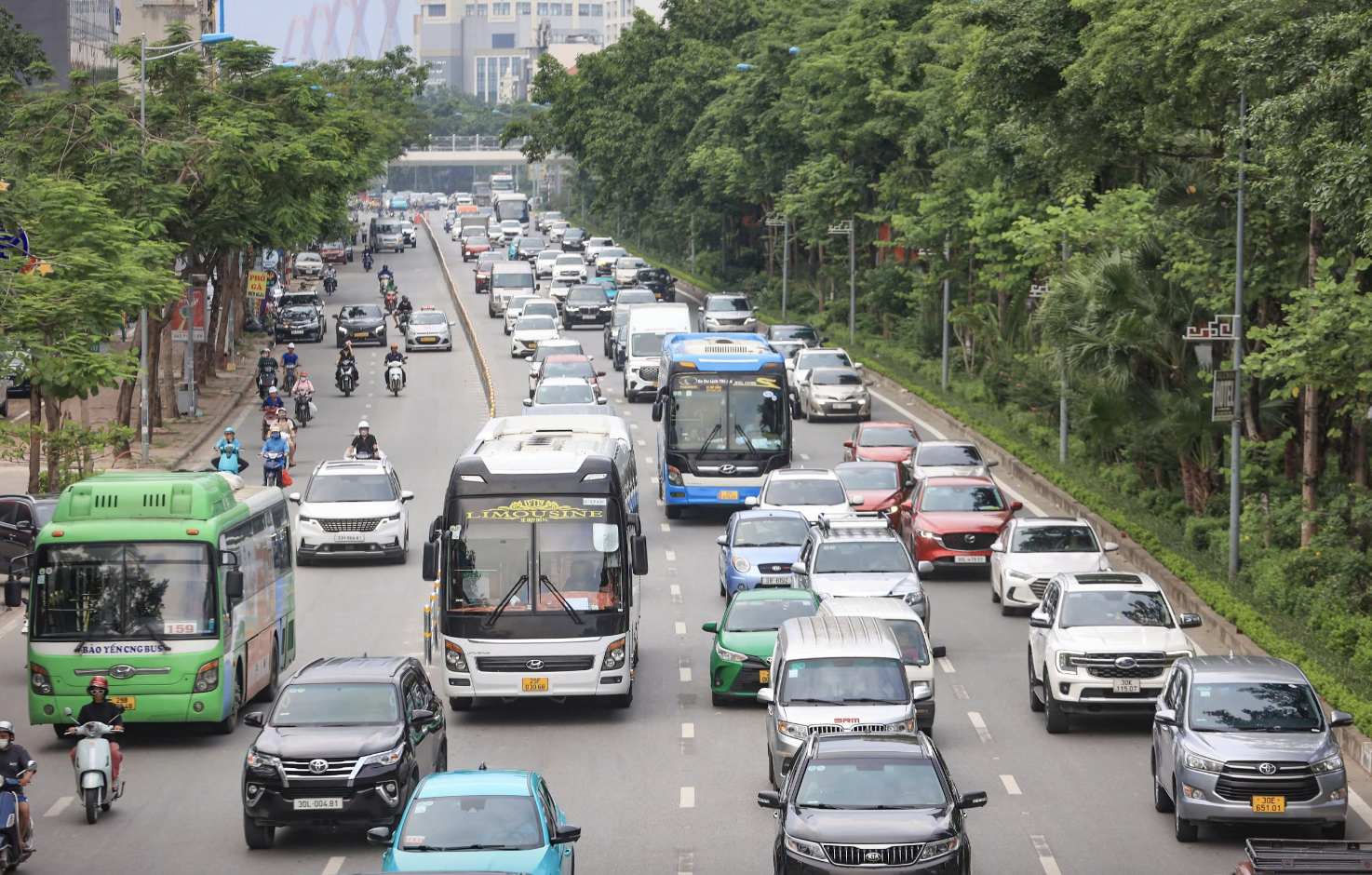Đề xuất l&ugrave;i thời gian &aacute;p ti&ecirc;u chuẩn kh&iacute; thải mức cao xe &ocirc; t&ocirc; lưu h&agrave;nh ở H&agrave; Nội v&agrave; TP.HCM- Ảnh 2.
