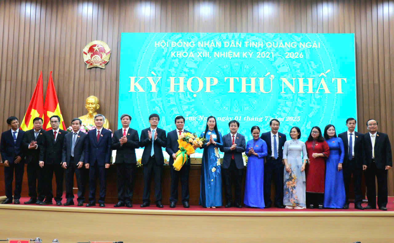 B&iacute; thư Tỉnh uỷ Quảng Ng&atilde;i, Gia Lai chỉ đạo g&igrave; tại "kỳ họp đặc biệt"?- Ảnh 6.
