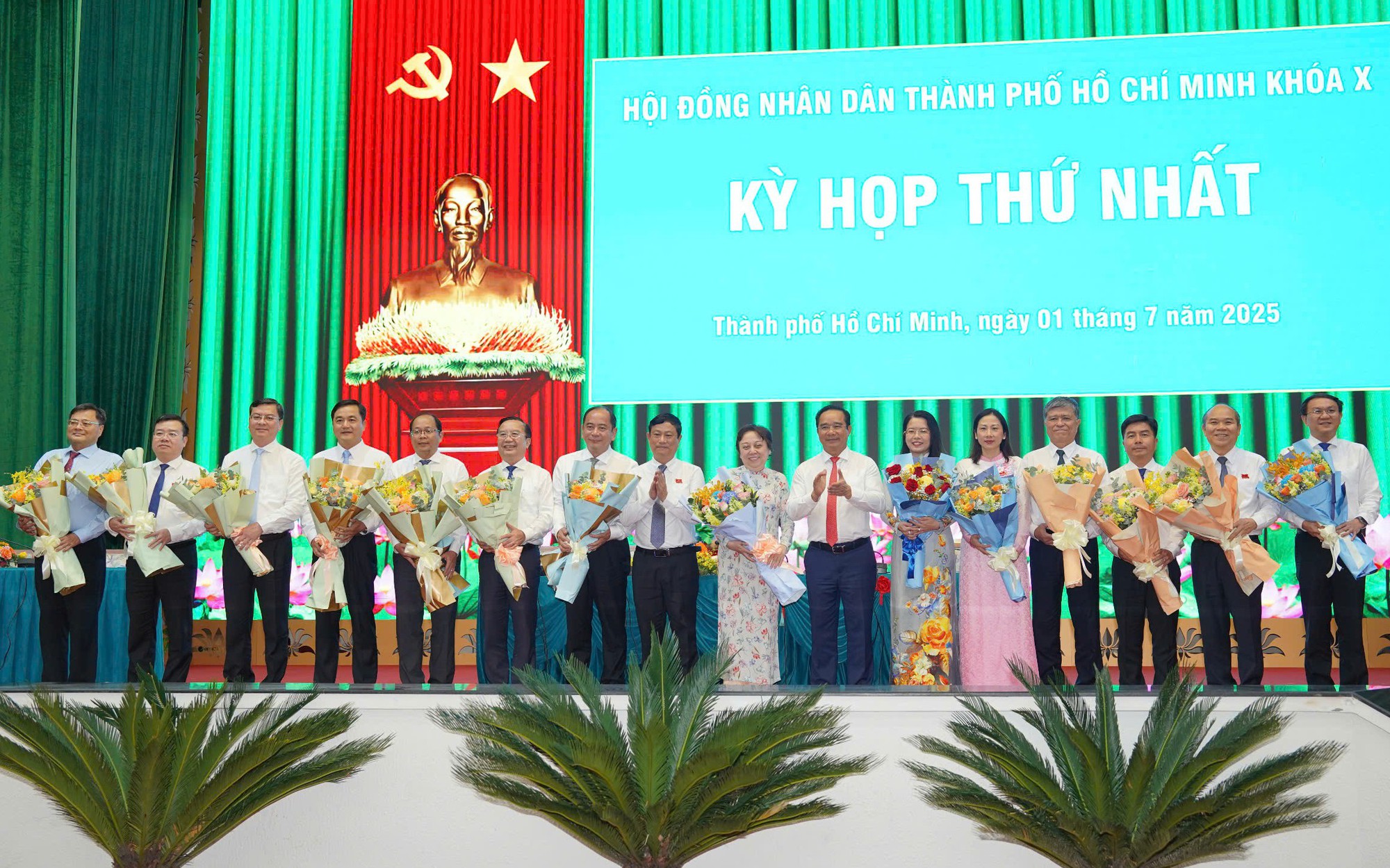 TP.HCM trao quyết định bổ nhiệm l&atilde;nh đạo 15 sở, ng&agrave;nh sau s&aacute;p nhập