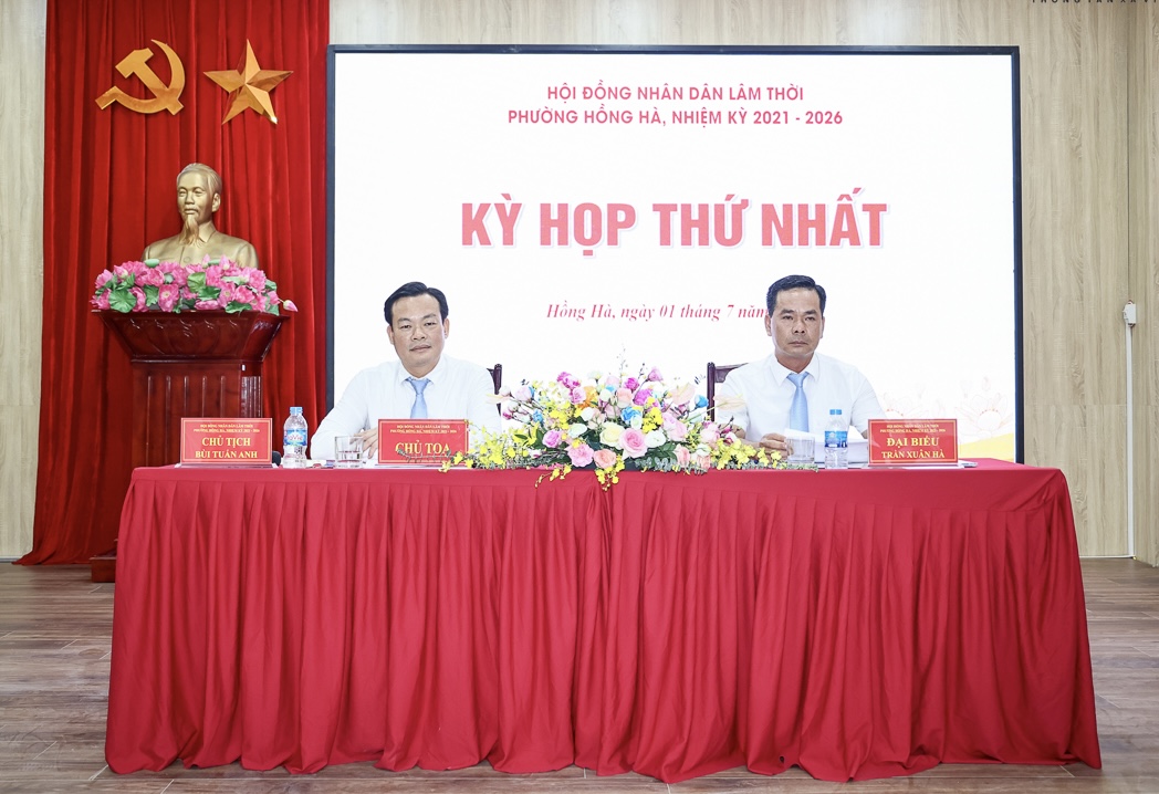 Hà Nội: Phường Việt Hưng mời luật sư tư vấn miễn phí ngày đầu vận hành chính quyền hai cấp- Ảnh 10. Hà Nội: Phường Việt Hưng mời luật sư tư vấn miễn phí ngày đầu vận hành chính quyền hai cấp- Ảnh 10.