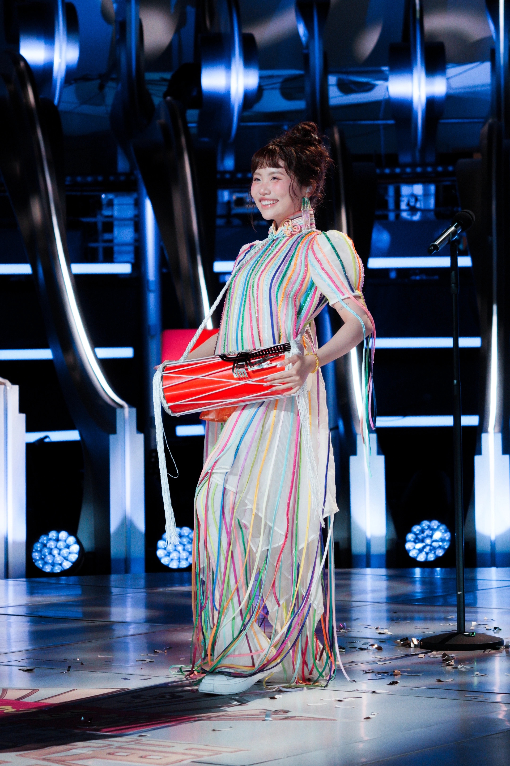 Cơ hội n&agrave;o cho Phương Mỹ Chi khi thi show ca nhạc ở Trung Quốc?- Ảnh 3.