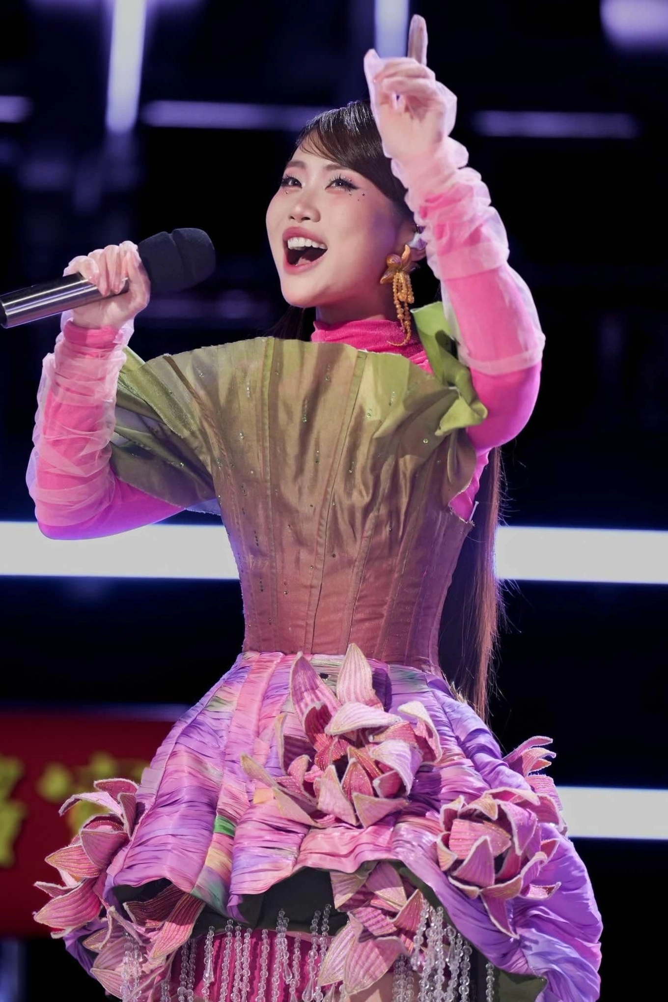 Cơ hội n&agrave;o cho Phương Mỹ Chi khi thi show ca nhạc ở Trung Quốc?- Ảnh 1.