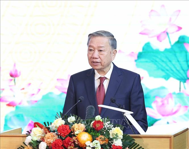 Tổng Bí thư Tô Lâm phát biểu tại lễ kỷ niệm 110 năm ngày sinh Tổng Bí thư Nguyễn Văn Linh- Ảnh 1. Tổng Bí thư Tô Lâm phát biểu tại lễ kỷ niệm 110 năm ngày sinh Tổng Bí thư Nguyễn Văn Linh- Ảnh 1.