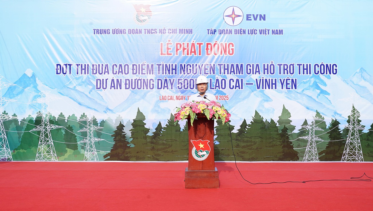 Phát động đợt thi đua cao điểm tình nguyện trên dự án đường dây 500kV Lào Cai - Vĩnh Yên- Ảnh 2. Phát động đợt thi đua cao điểm tình nguyện trên dự án đường dây 500kV Lào Cai - Vĩnh Yên- Ảnh 2.