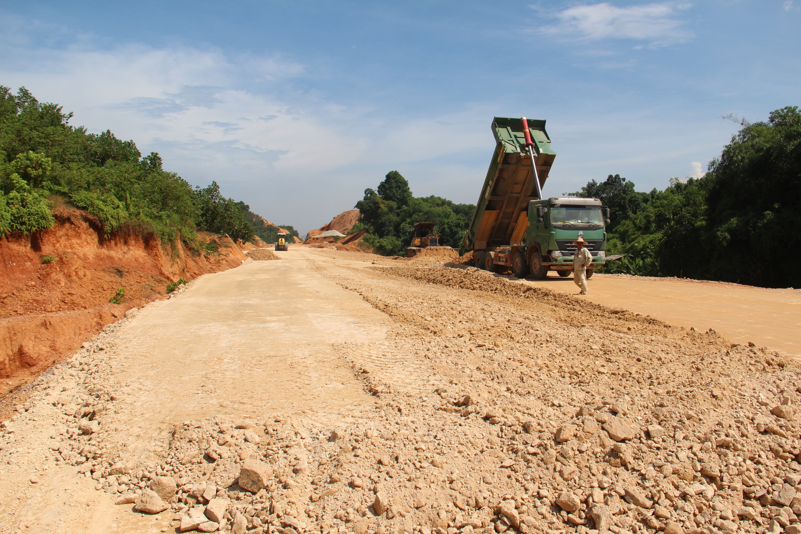 Cao tốc Tuy&ecirc;n Quang - H&agrave; Giang: Tăng tốc thi c&ocirc;ng, nỗ lực c&aacute;n đ&iacute;ch đ&uacute;ng hạn 19/12- Ảnh 4.