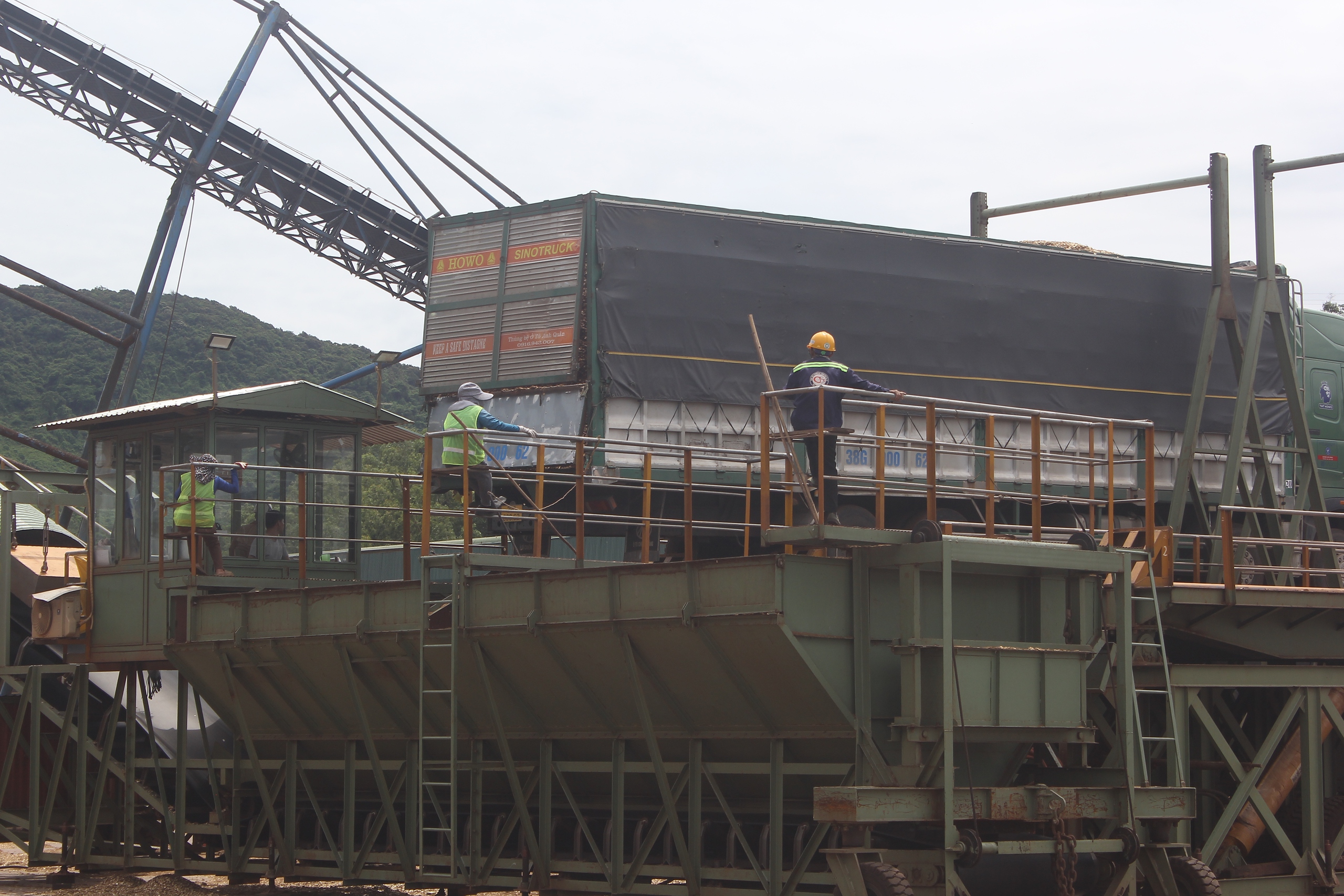 Cao tốc th&ocirc;ng, cảng biển mở, H&agrave; Tĩnh c&ograve;n thiếu g&igrave; để bứt ph&aacute; logistics?- Ảnh 2.