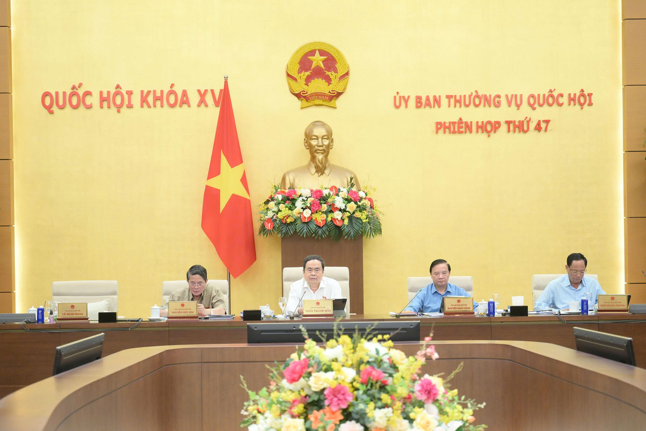 Bổ sung bốn dự &aacute;n luật tr&igrave;nh Quốc hội th&ocirc;ng qua tại kỳ họp thứ 10- Ảnh 2.