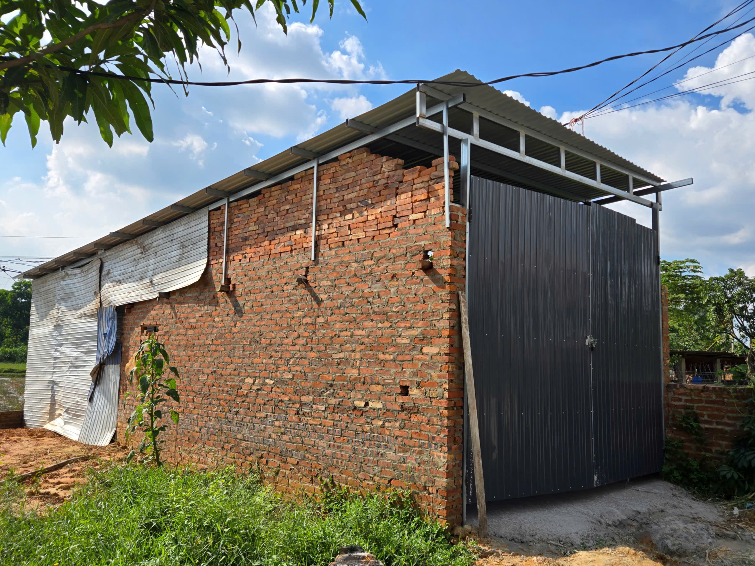 Nhiều công trình xây dựng trái phép trục lợi đền bù ở Thái Nguyên- Ảnh 5. Nhiều công trình xây dựng trái phép trục lợi đền bù ở Thái Nguyên- Ảnh 5.