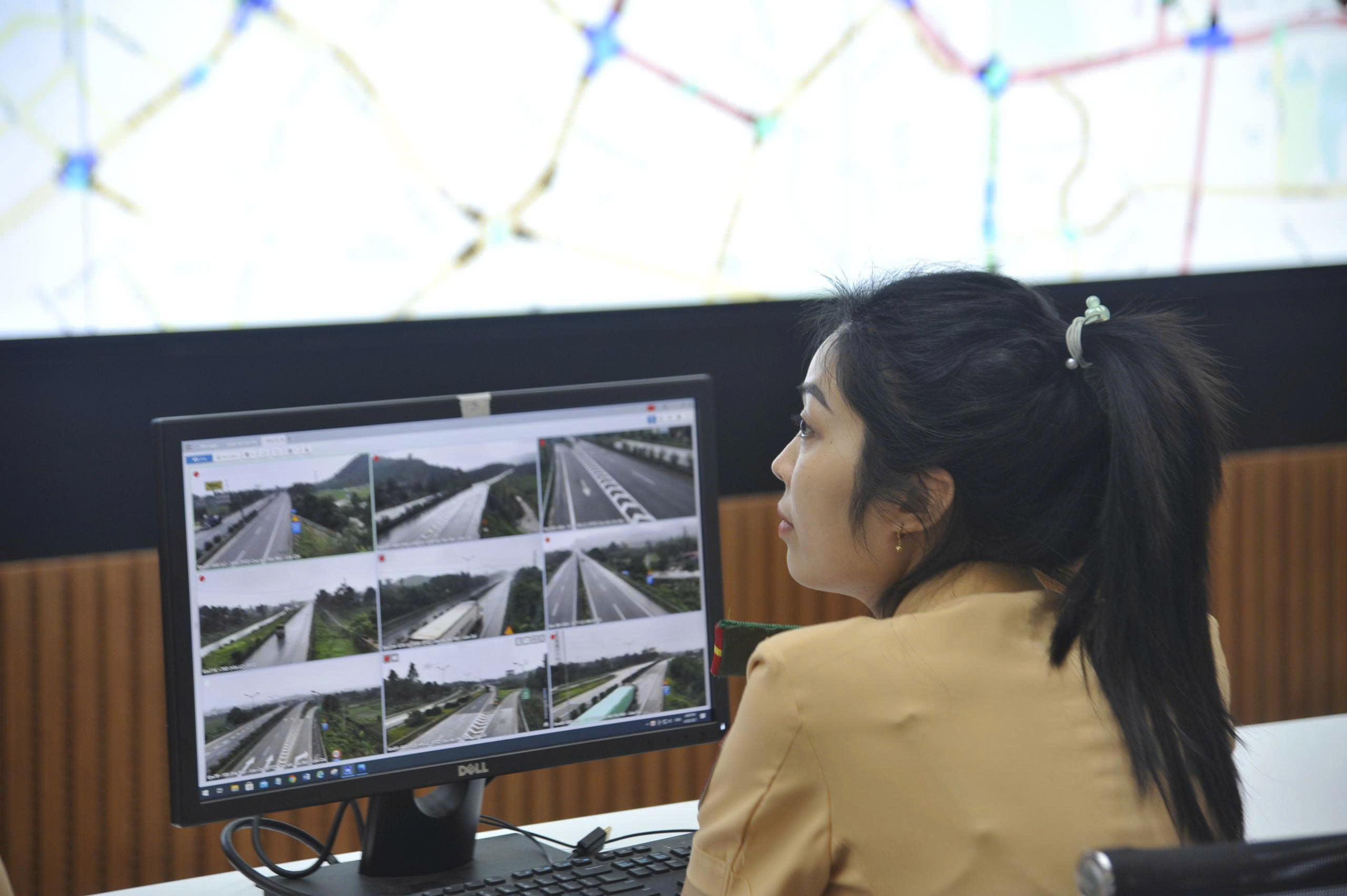 Giảm hơn 3.000 vụ v&agrave; hơn 200 người tử vong do tai nạn giao th&ocirc;ng trong 6 th&aacute;ng- Ảnh 2.