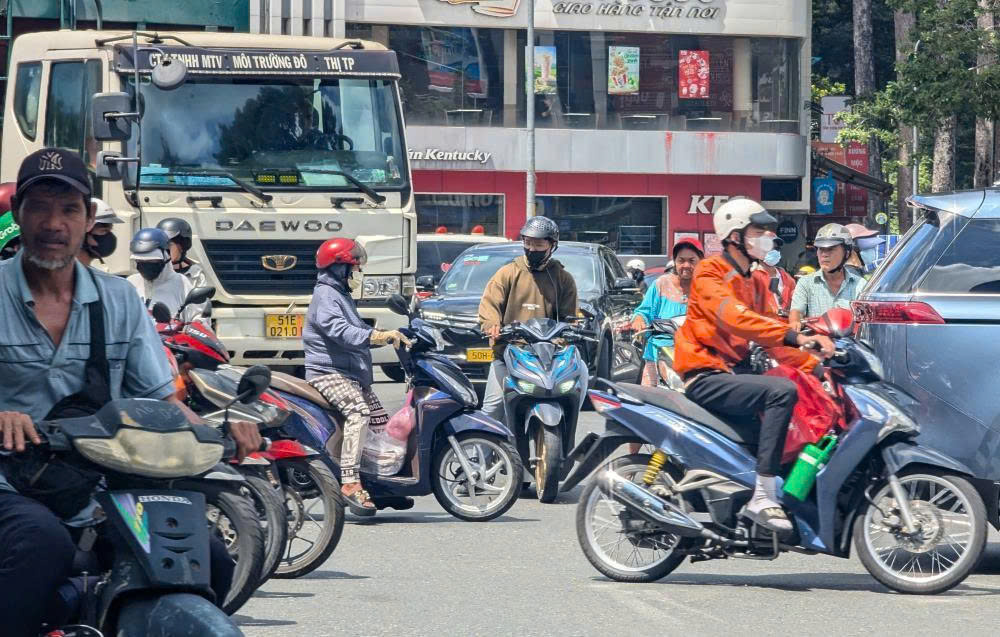 TP.HCM x&acirc;y cầu vượt giảm &ugrave;n tắc tại ba n&uacute;t giao điểm n&oacute;ng- Ảnh 7.