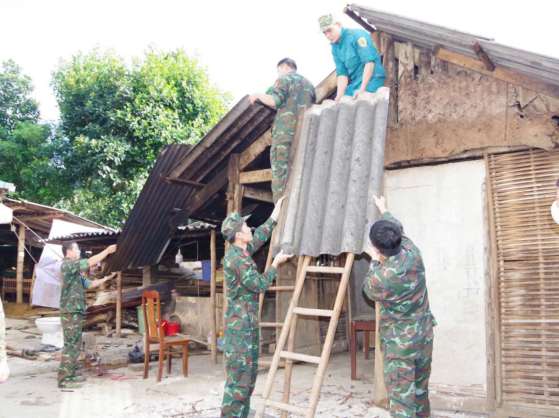 Th&aacute;i Nguy&ecirc;n: Truy tr&aacute;ch nhiệm l&atilde;nh đạo địa phương nếu chậm ho&agrave;n th&agrave;nh xo&aacute; nh&agrave; tạm- Ảnh 3.