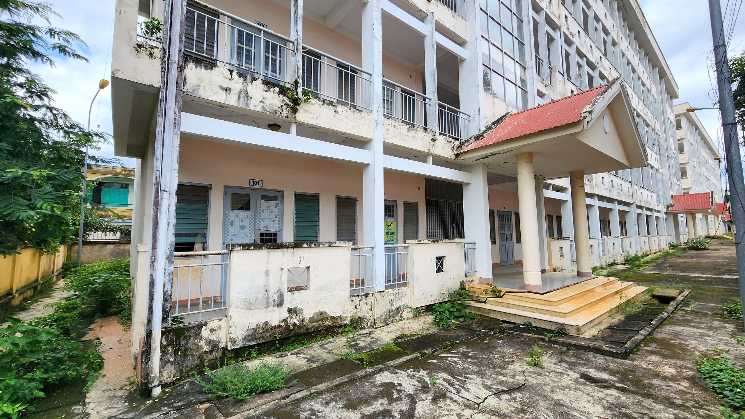 Đắk Lắk: Tất bật cải tạo nh&agrave; ở phục vụ gần 1.000 c&aacute;n bộ l&agrave;m việc tại trung t&acirc;m h&agrave;nh ch&iacute;nh - Ảnh 13.