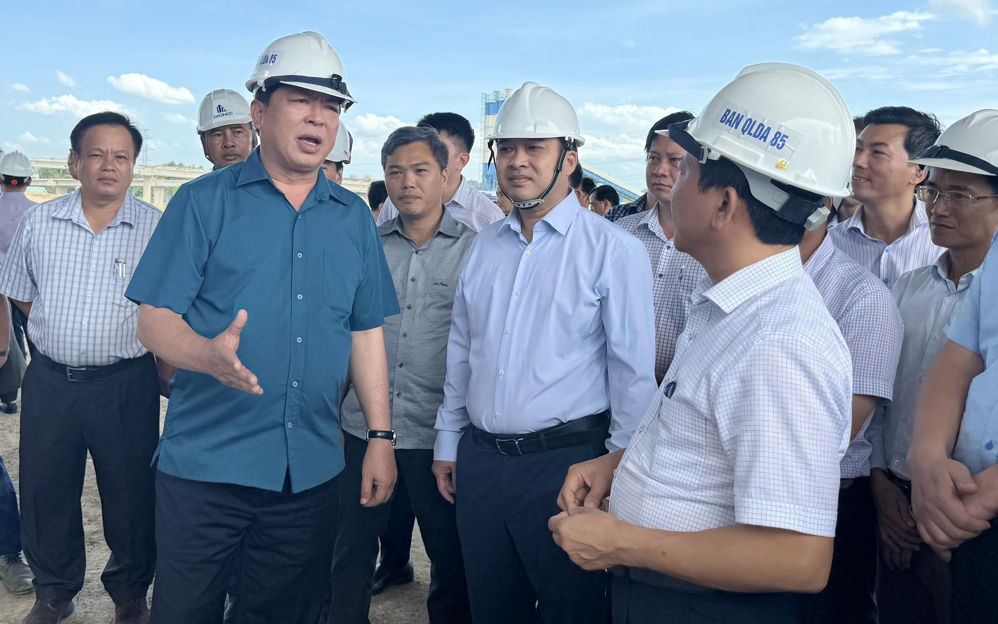 Bộ trưởng Trần Hồng Minh: Trước 19/12 phải th&ocirc;ng xe kỹ thuật cao tốc Bi&ecirc;n H&ograve;a - Vũng T&agrave;u