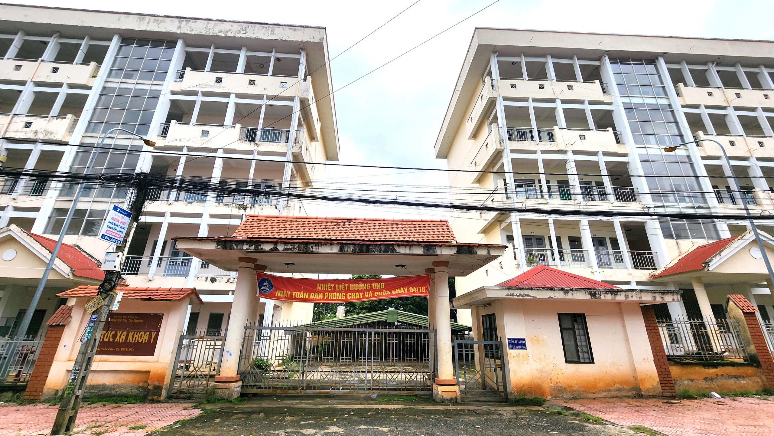 Đắk Lắk: Tất bật cải tạo nh&agrave; ở phục vụ gần 1.000 c&aacute;n bộ l&agrave;m việc tại trung t&acirc;m h&agrave;nh ch&iacute;nh - Ảnh 12.