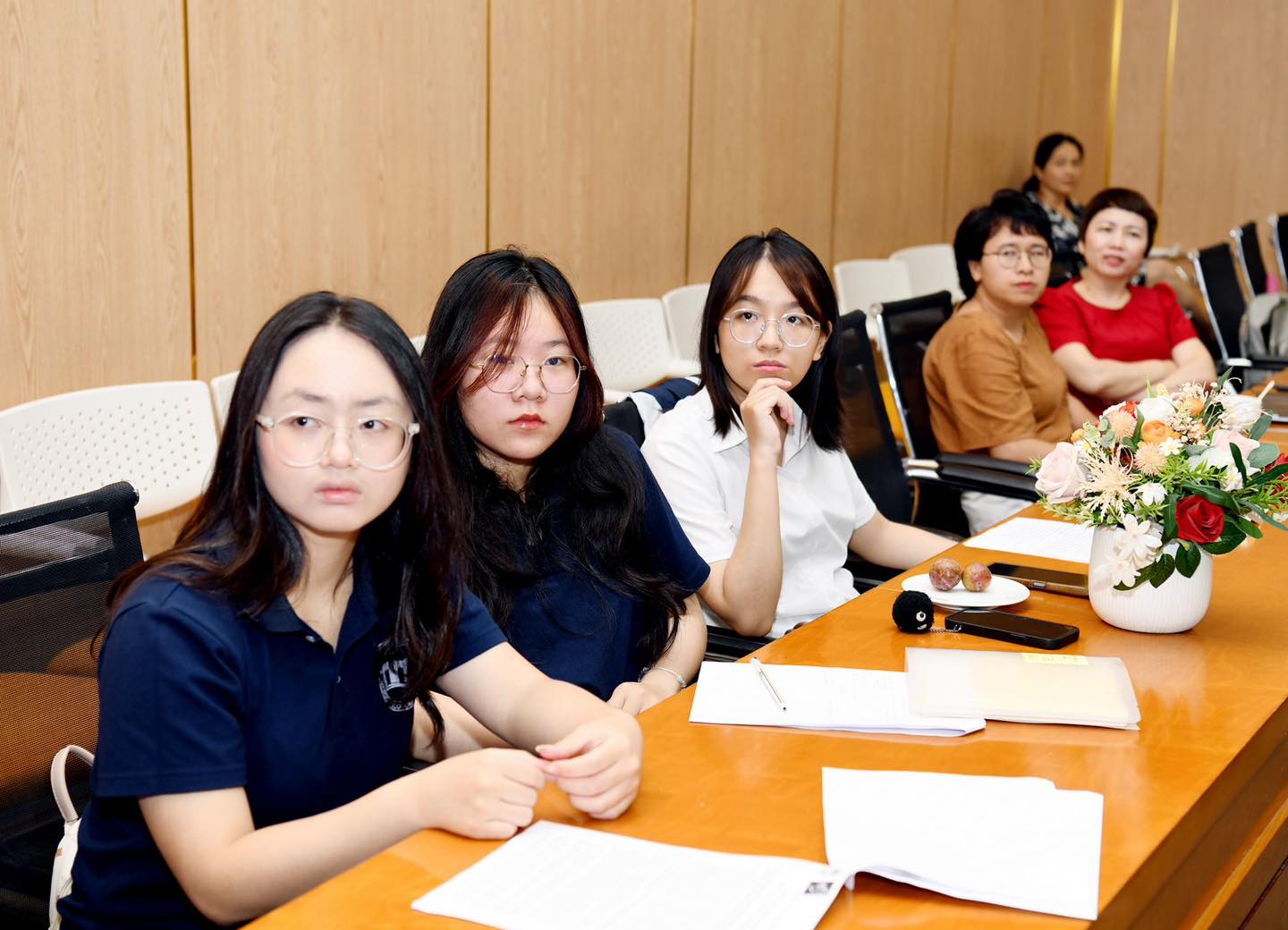 Gần 300 học sinh giỏi quốc gia được tuyển thẳng v&agrave;o ĐH Kinh tế Quốc d&acirc;n- Ảnh 1.