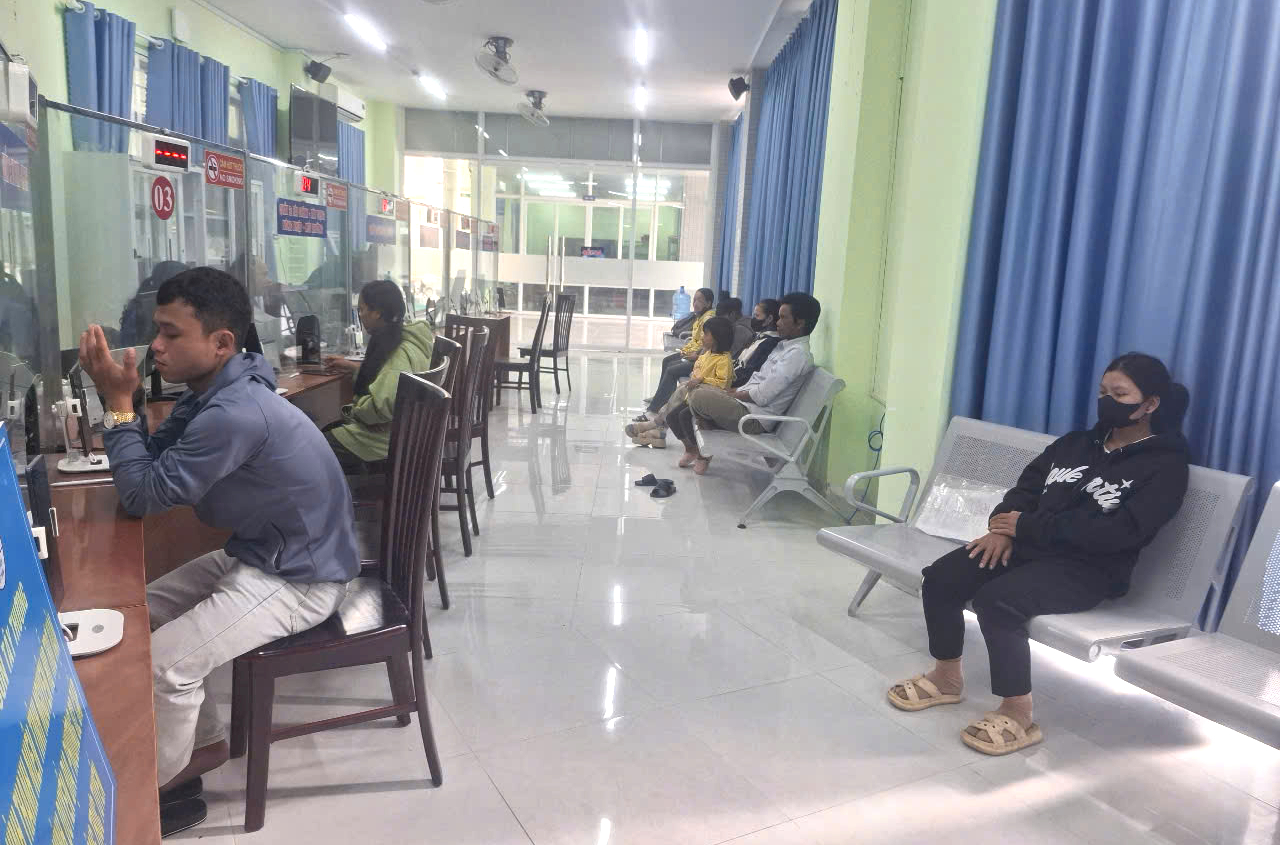 Vụ 24 x&atilde; kh&ocirc;ng ph&aacute;t sinh thủ tục h&agrave;nh ch&iacute;nh: Nơi nhộn nhịp, chỗ đ&igrave;u hiu- Ảnh 1.