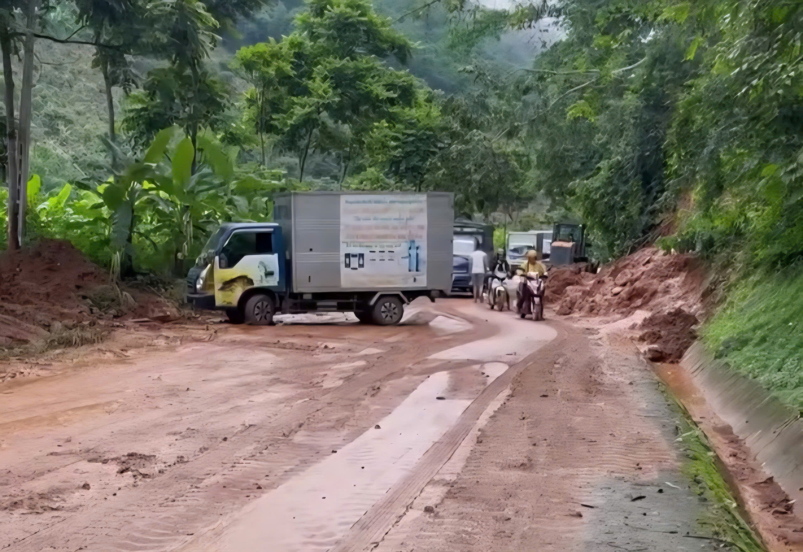 Sơn La: Mưa lớn g&acirc;y sạt lở, 1 người bị lũ cuốn tr&ocirc;i- Ảnh 2.