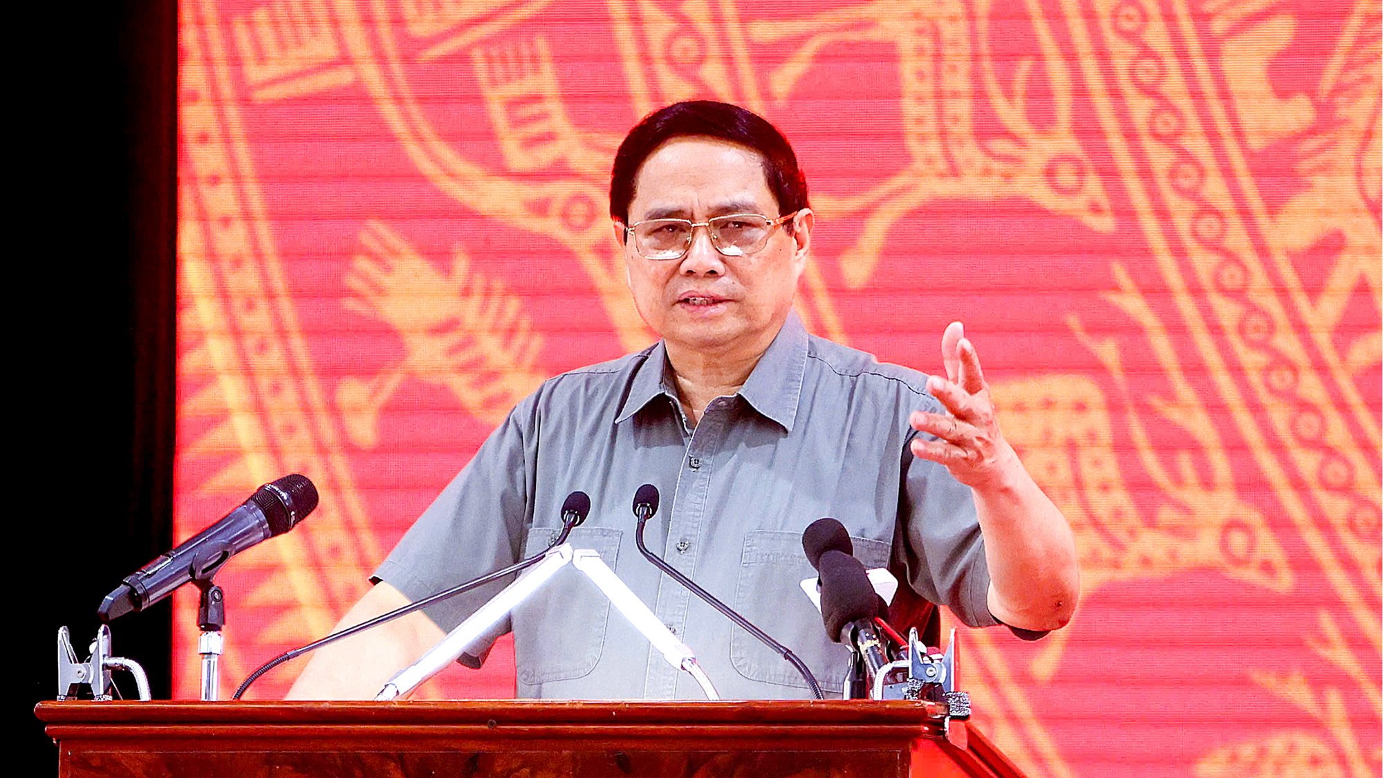 Thủ tướng: L&atilde;nh đạo địa phương phải đi kiểm tra, gỡ kh&oacute; cho dự &aacute;n trọng điểm- Ảnh 1.
