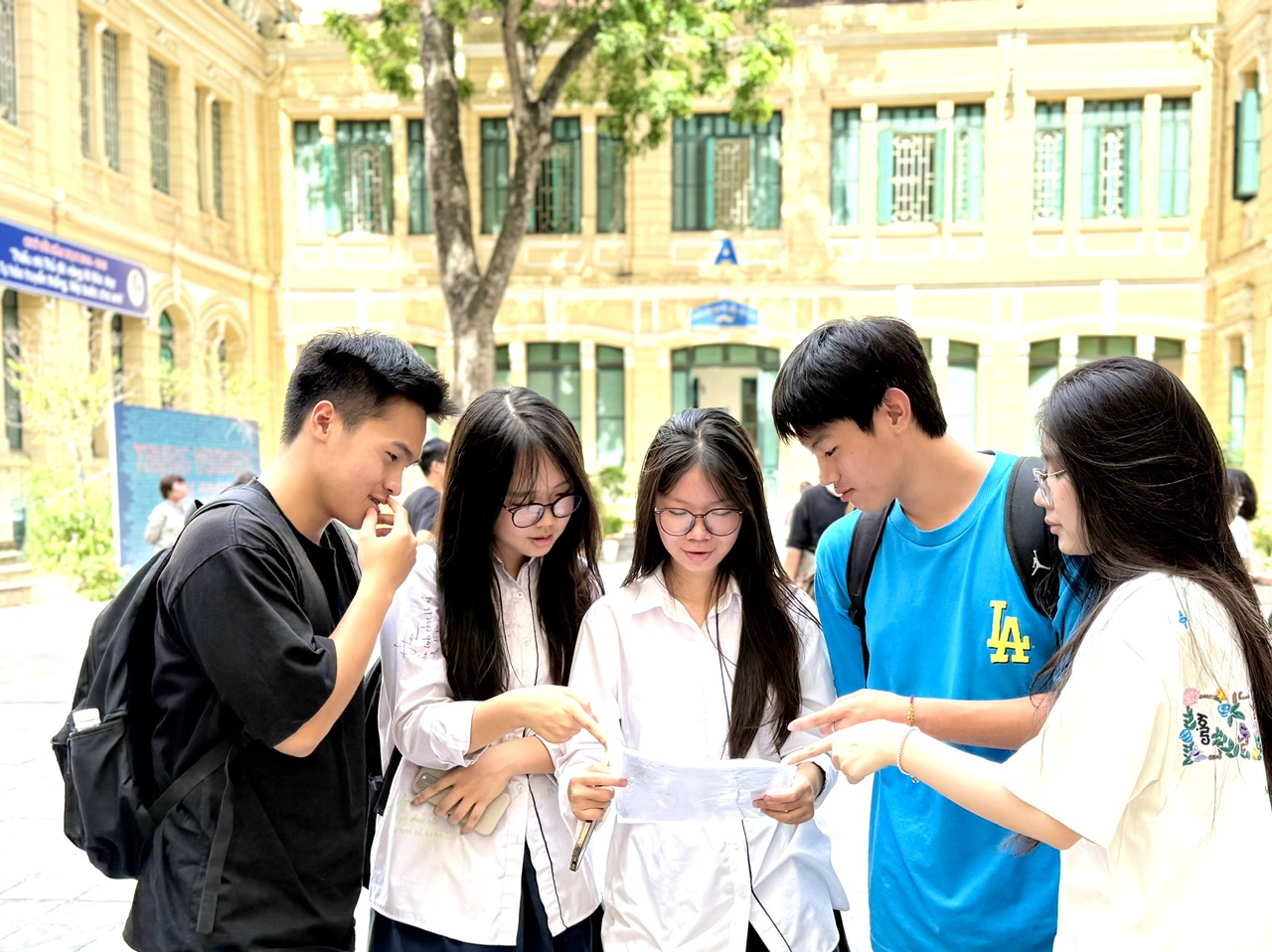 Cập nhật tổ hợp thi v&agrave; x&eacute;t tuyển đại học theo chương tr&igrave;nh mới- Ảnh 1.