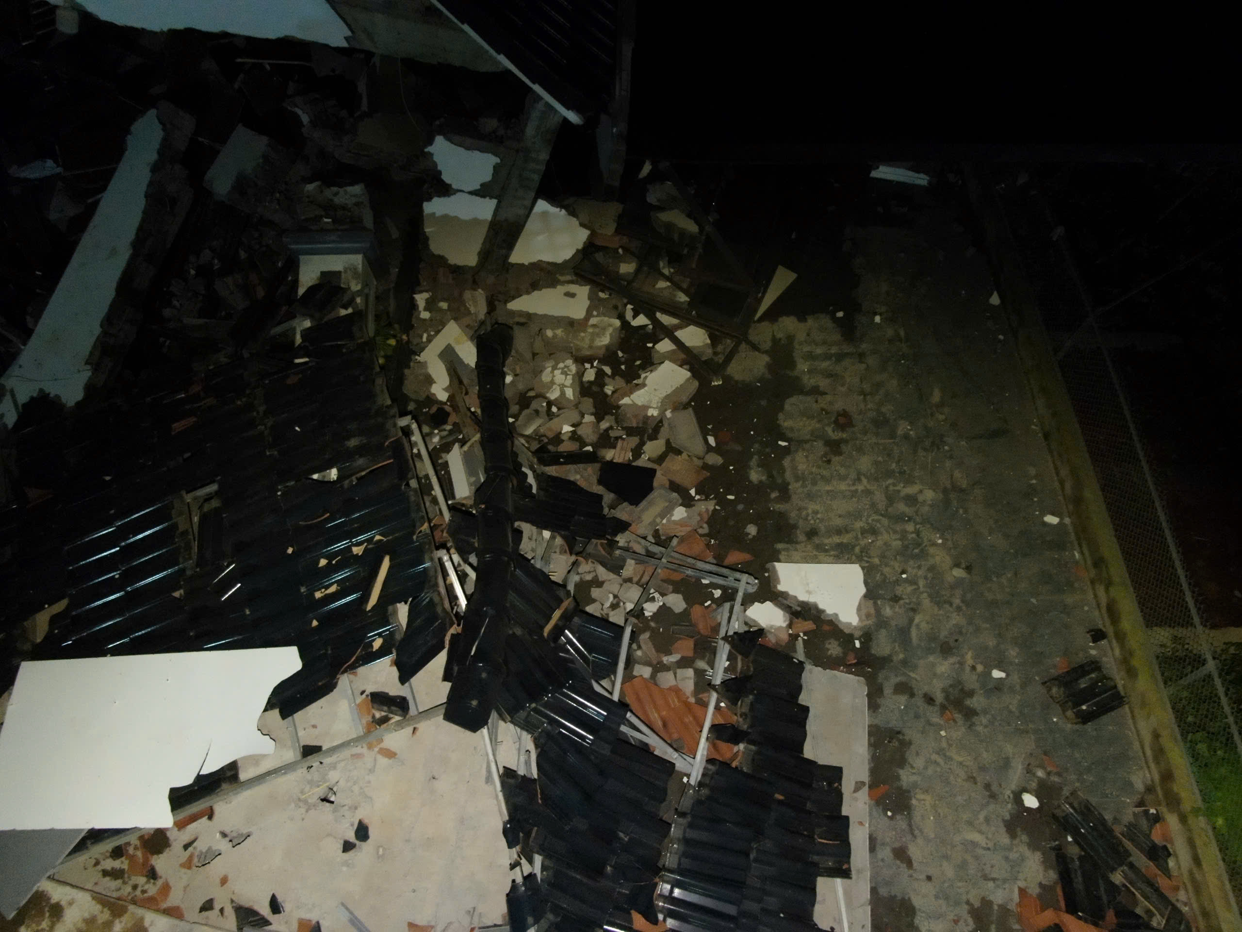 To&agrave;n cảnh vụ sạt lở đất ở L&agrave;o Cai l&agrave;m 2 người chết, 3 người bị thương- Ảnh 5.