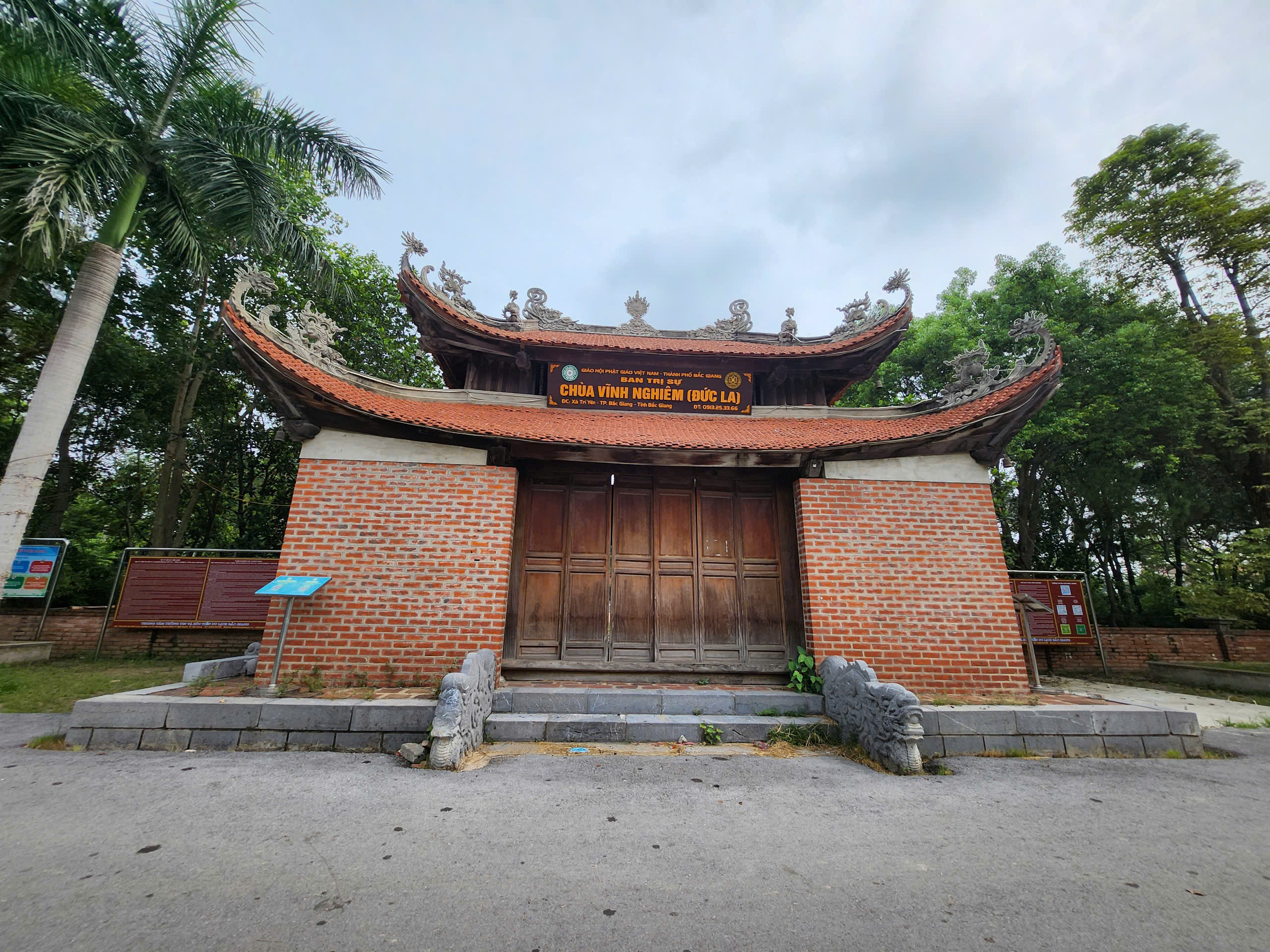 Chi&ecirc;m b&aacute;i ch&ugrave;a cổ lưu giữ nhiều b&aacute;u vật trong quần thể di sản thế giới mới ở Bắc Ninh- Ảnh 1.