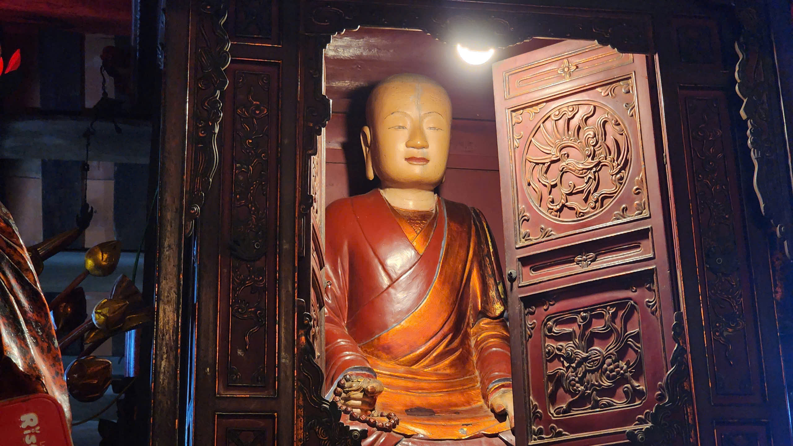 Chi&ecirc;m b&aacute;i ch&ugrave;a cổ lưu giữ nhiều b&aacute;u vật trong quần thể di sản thế giới mới ở Bắc Ninh- Ảnh 22.