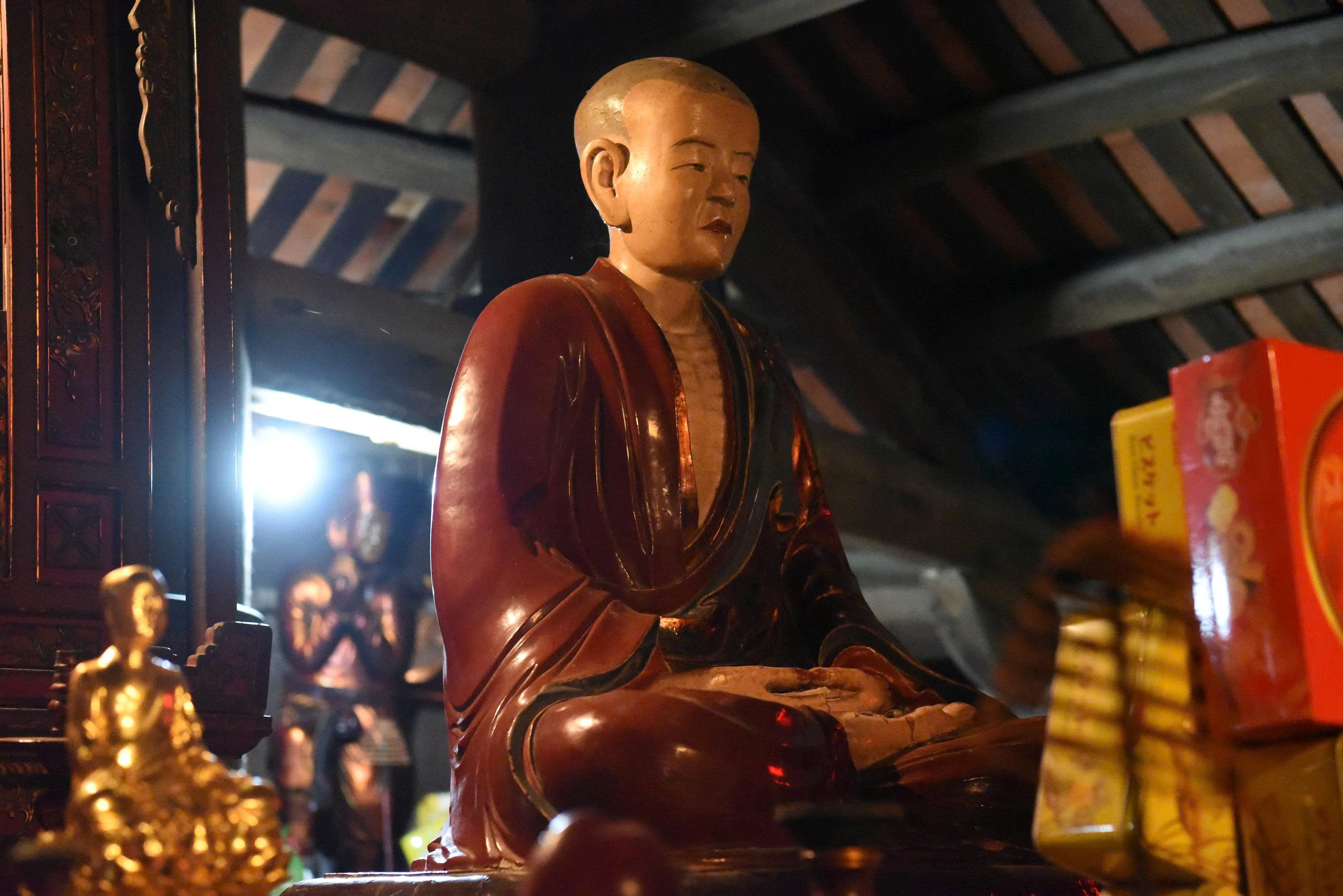 Chi&ecirc;m b&aacute;i ch&ugrave;a cổ lưu giữ nhiều b&aacute;u vật trong quần thể di sản thế giới mới ở Bắc Ninh- Ảnh 21.