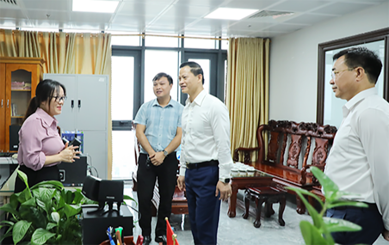 Bắc Ninh y&ecirc;u cầu mở tuyến xe bu&yacute;t, sửa nh&agrave; hỗ trợ c&aacute;n bộ sau s&aacute;p nhập- Ảnh 1.