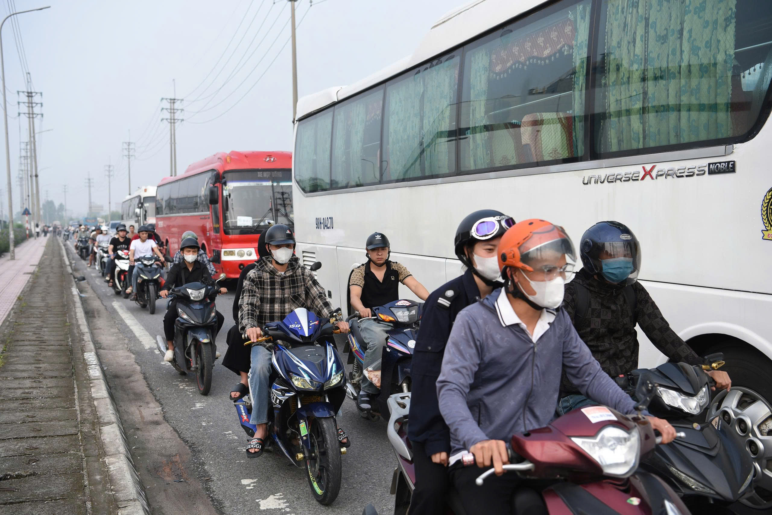 Tắc đường tại KCN Quang Ch&acirc;u, Bắc Ninh gỡ "n&uacute;t thắt" thế n&agrave;o?- Ảnh 12.