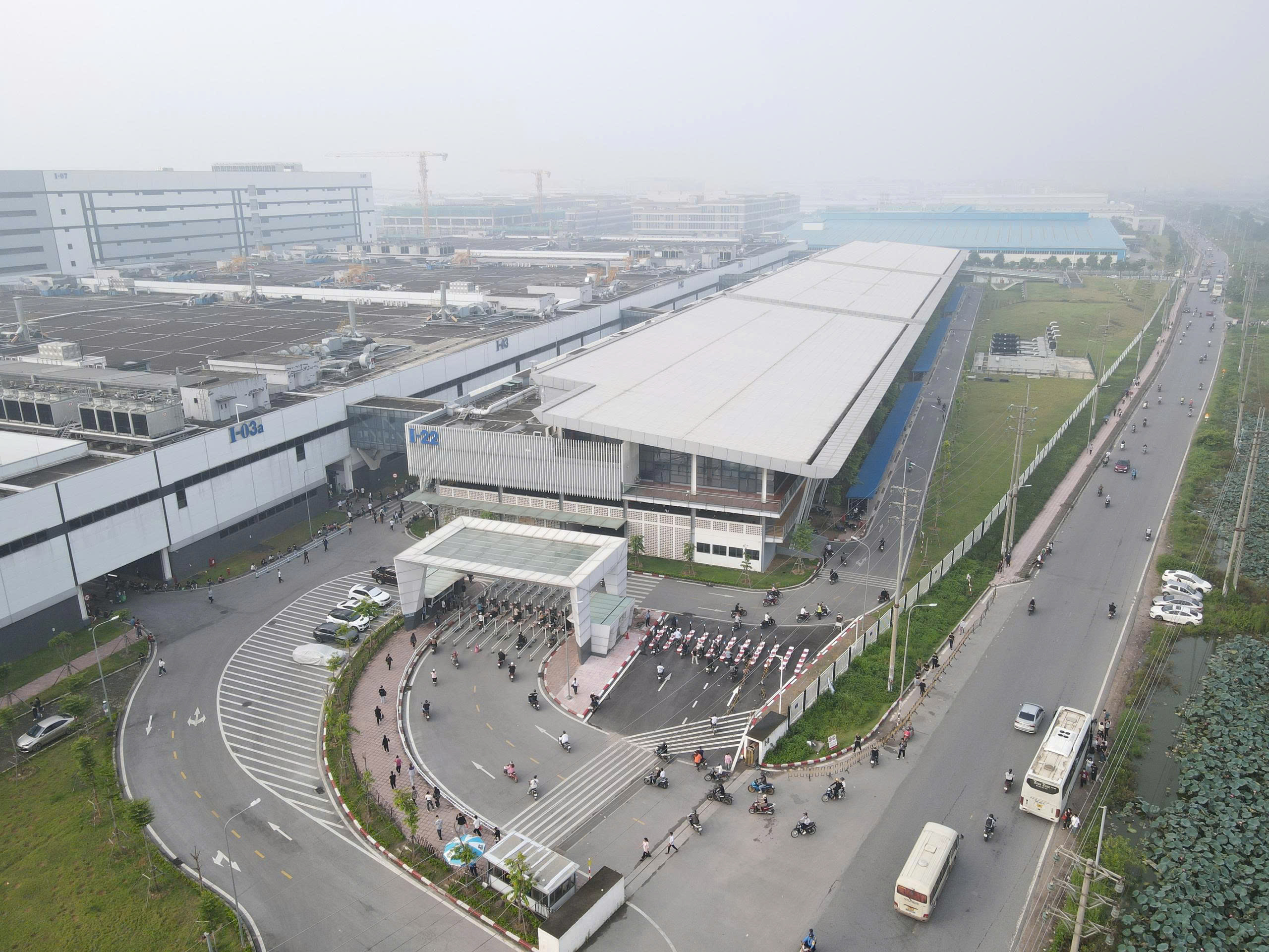 Tắc đường tại KCN Quang Ch&acirc;u, Bắc Ninh gỡ "n&uacute;t thắt" thế n&agrave;o?- Ảnh 27.