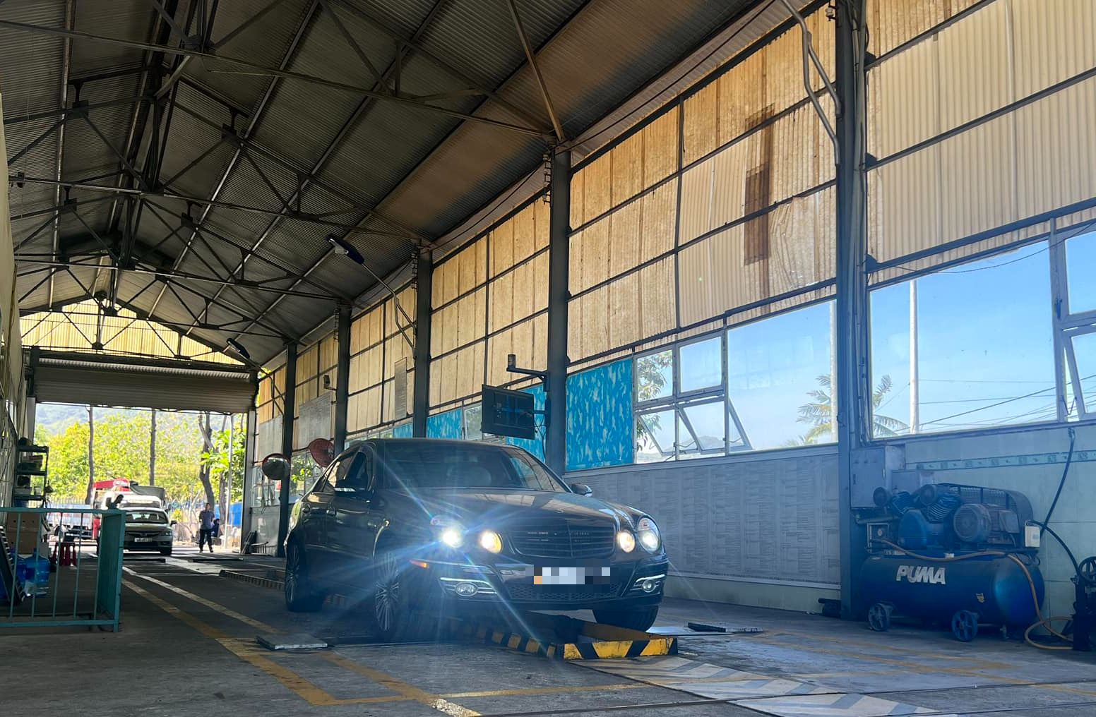 Cảnh b&aacute;o chi&ecirc;u tr&ograve; lừa đảo li&ecirc;n quan đến đổi tem đăng kiểm- Ảnh 1.