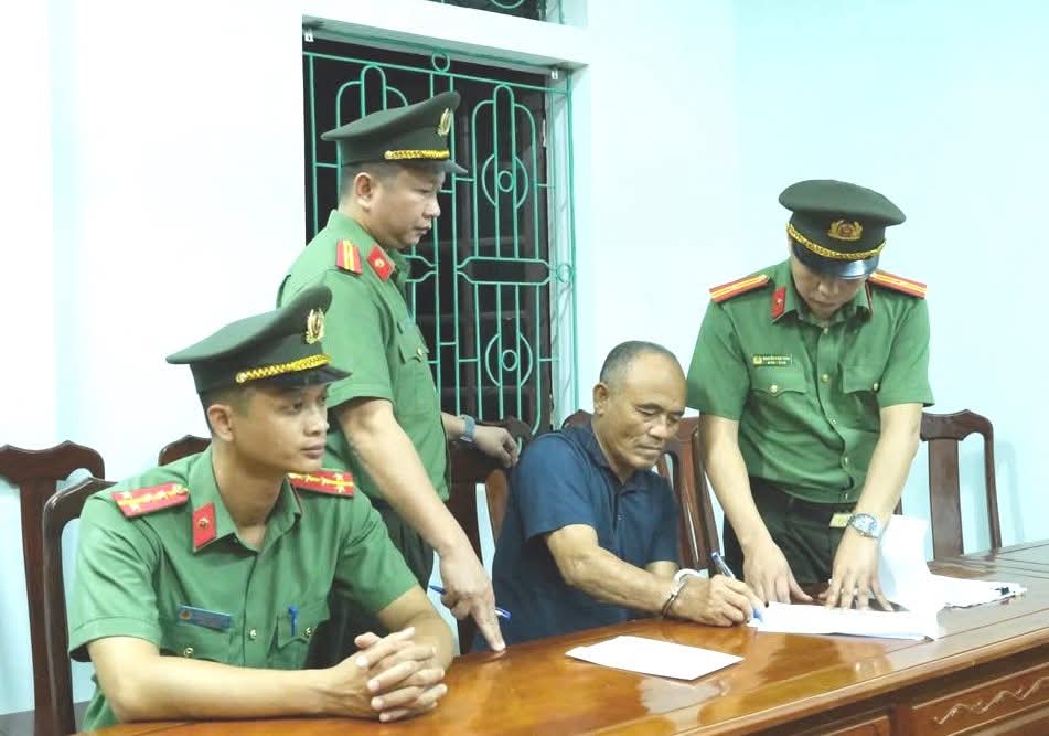 H&agrave; Tĩnh: Khởi tố, bắt tạm giam đối tượng x&acirc;m phạm lợi &iacute;ch Nh&agrave; nước- Ảnh 2.