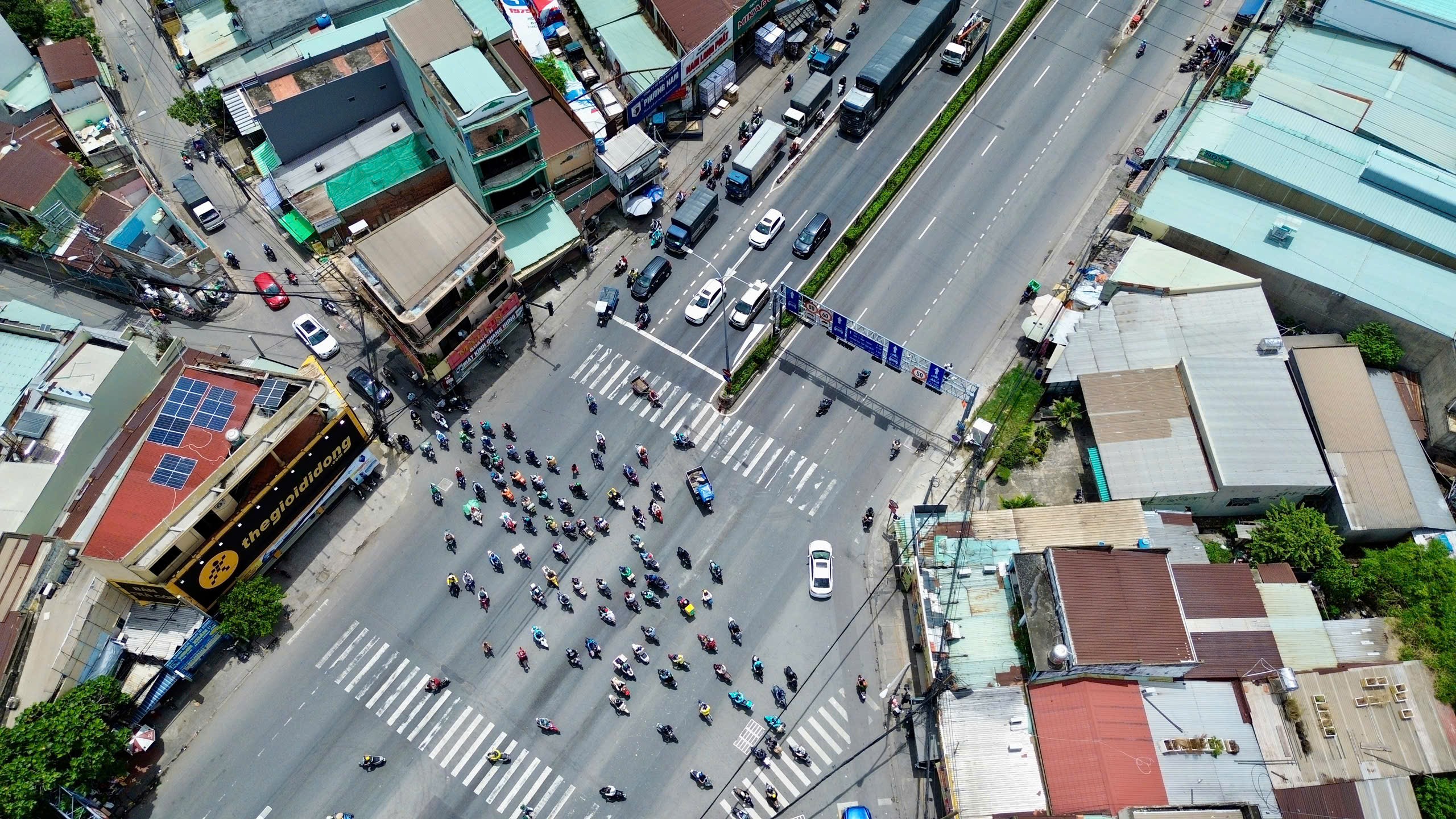 Cận cảnh nút giao được TP.HCM chi gần 400 tỷ đồng để nâng cấp, xóa kẹt xe- Ảnh 7. Cận cảnh nút giao được TP.HCM chi gần 400 tỷ đồng để nâng cấp, xóa kẹt xe- Ảnh 7.