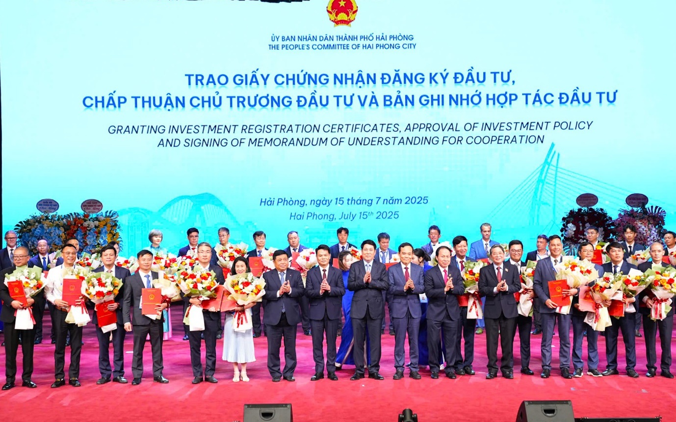 Chủ tịch nước Lương Cường dự hội nghị x&uacute;c tiến đầu tư TP Hải Ph&ograve;ng