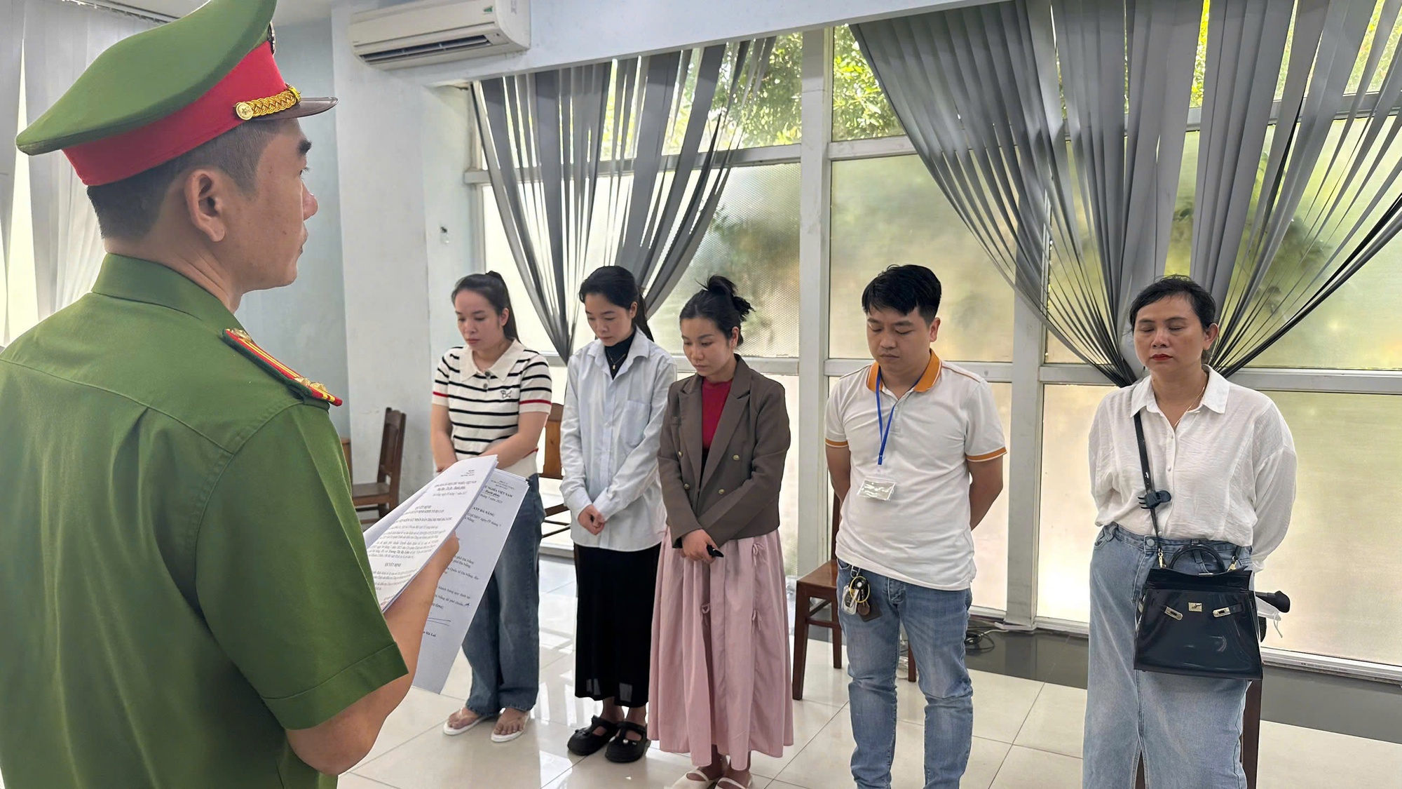Đ&agrave; Nẵng: Khởi tố 7 nh&acirc;n vi&ecirc;n ph&ograve;ng kh&aacute;m về tội lừa dối kh&aacute;ch h&agrave;ng- Ảnh 1.