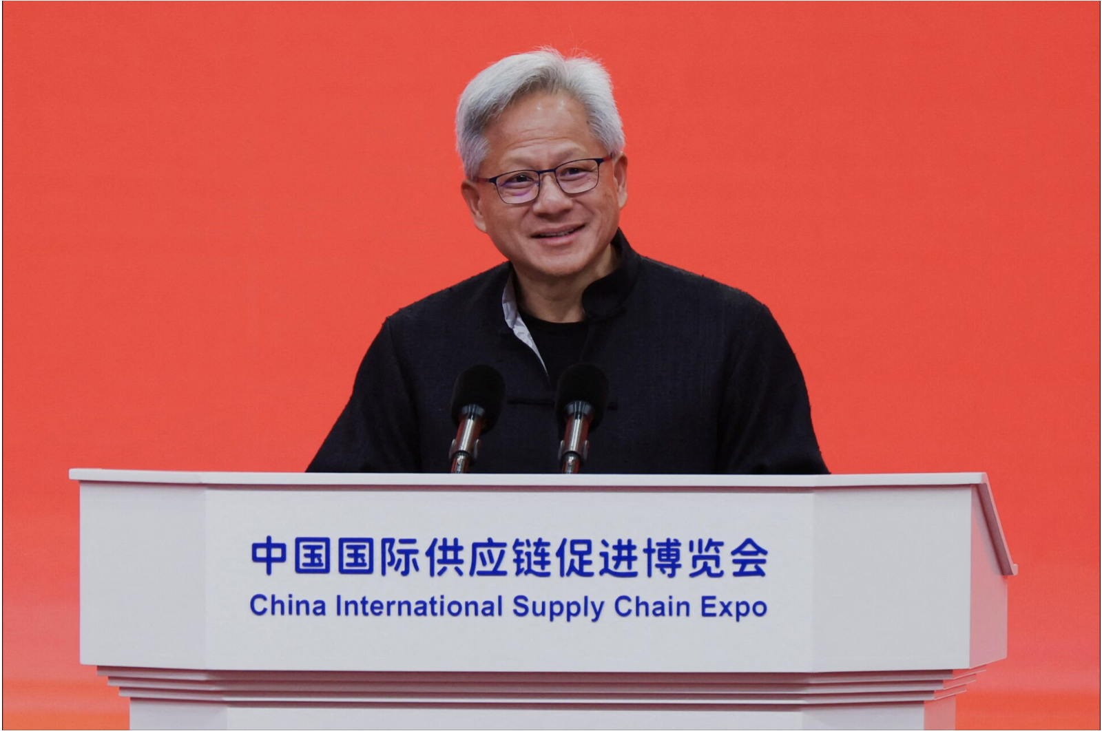 CEO Nvidia ph&aacute;t biểu đầy bất ngờ về chip AI Trung Quốc- Ảnh 1.