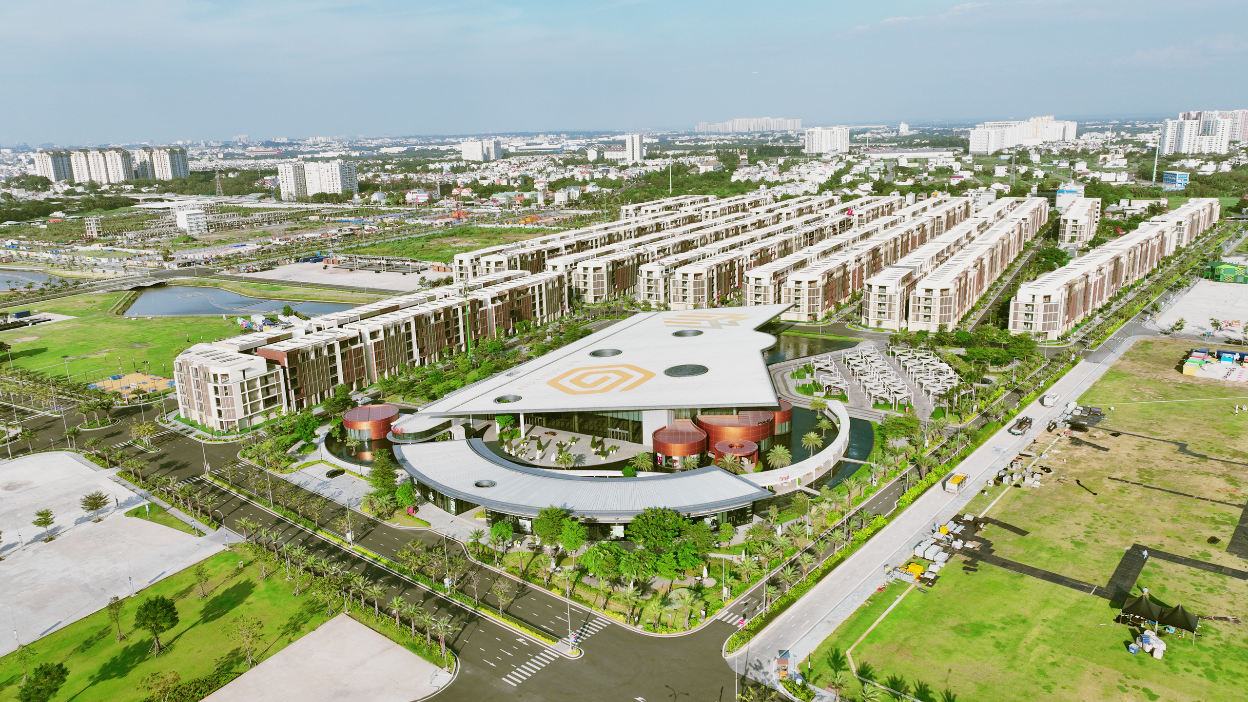 Kỷ nguy&ecirc;n vươn m&igrave;nh của d&acirc;n tộc: Kinh tế tư nh&acirc;n g&aacute;nh v&aacute;c trọng tr&aacute;ch quốc gia- Ảnh 3.